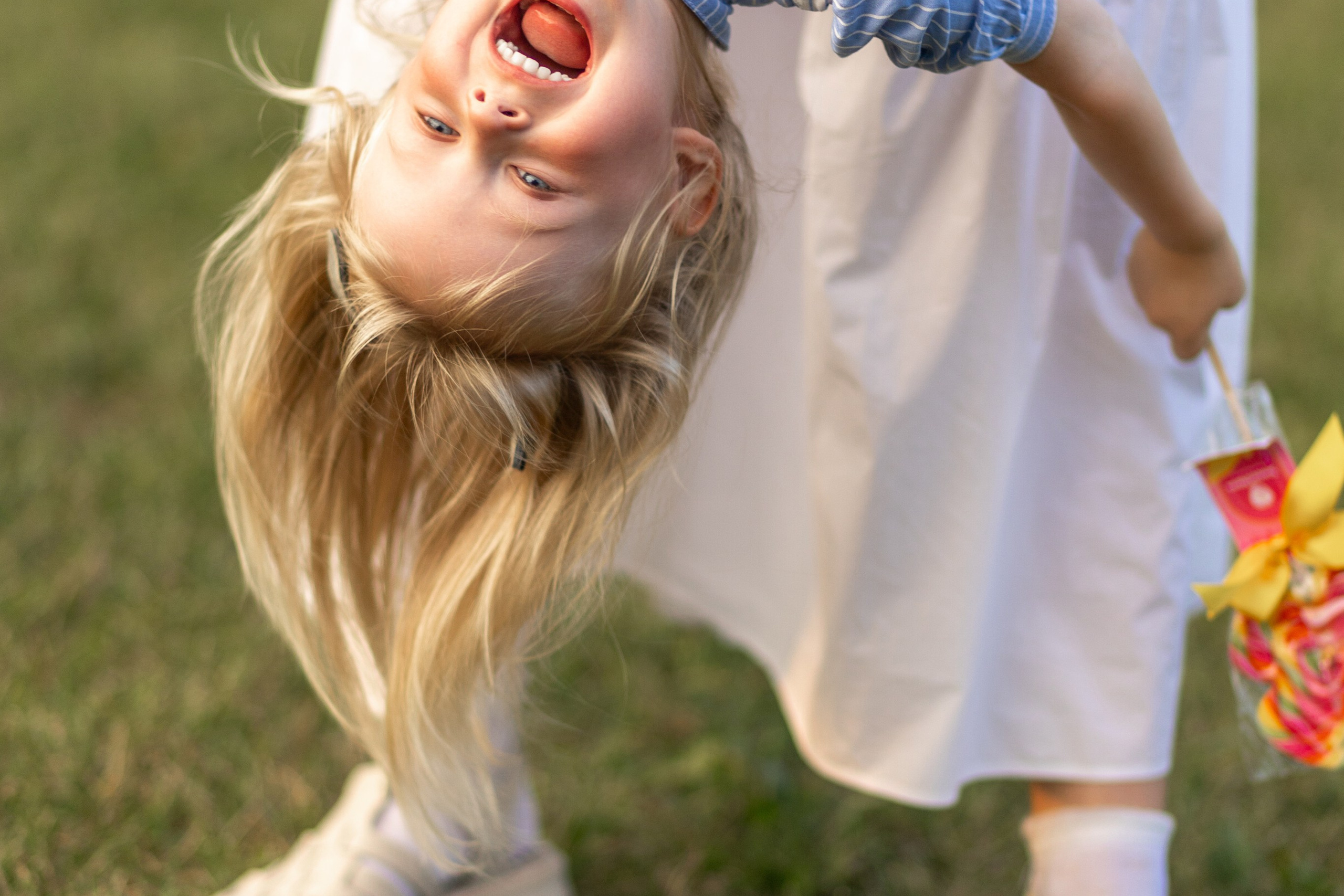 Стеша с мамой. Профессиональный интерьерный и репортажный фотограф Минск и РБ. Максим Орлов