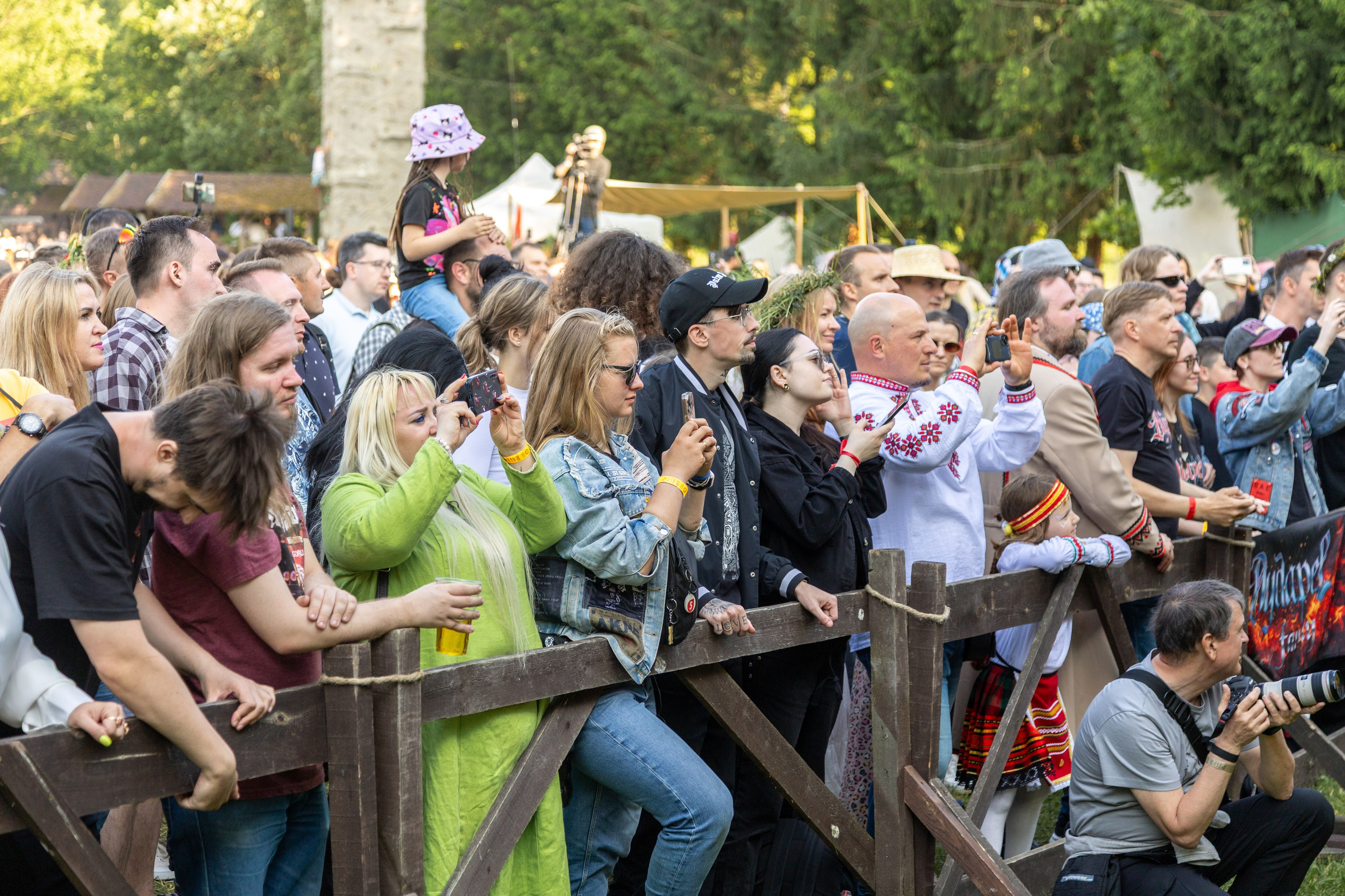 Свята сонца. Профессиональный интерьерный и репортажный фотограф Минск и РБ. Максим Орлов