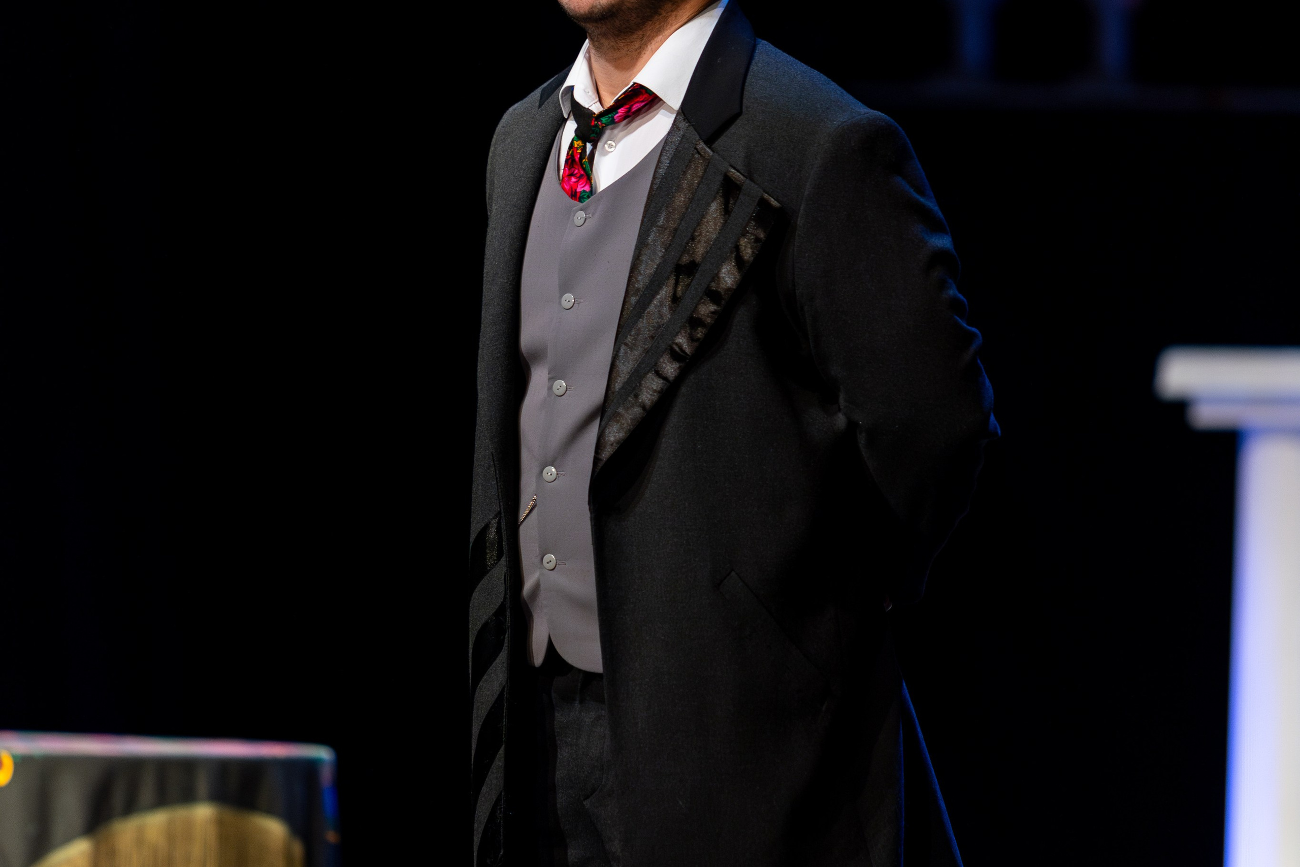 Новый театр «Я вещь». Профессиональный интерьерный и репортажный фотограф Минск и РБ. Максим Орлов