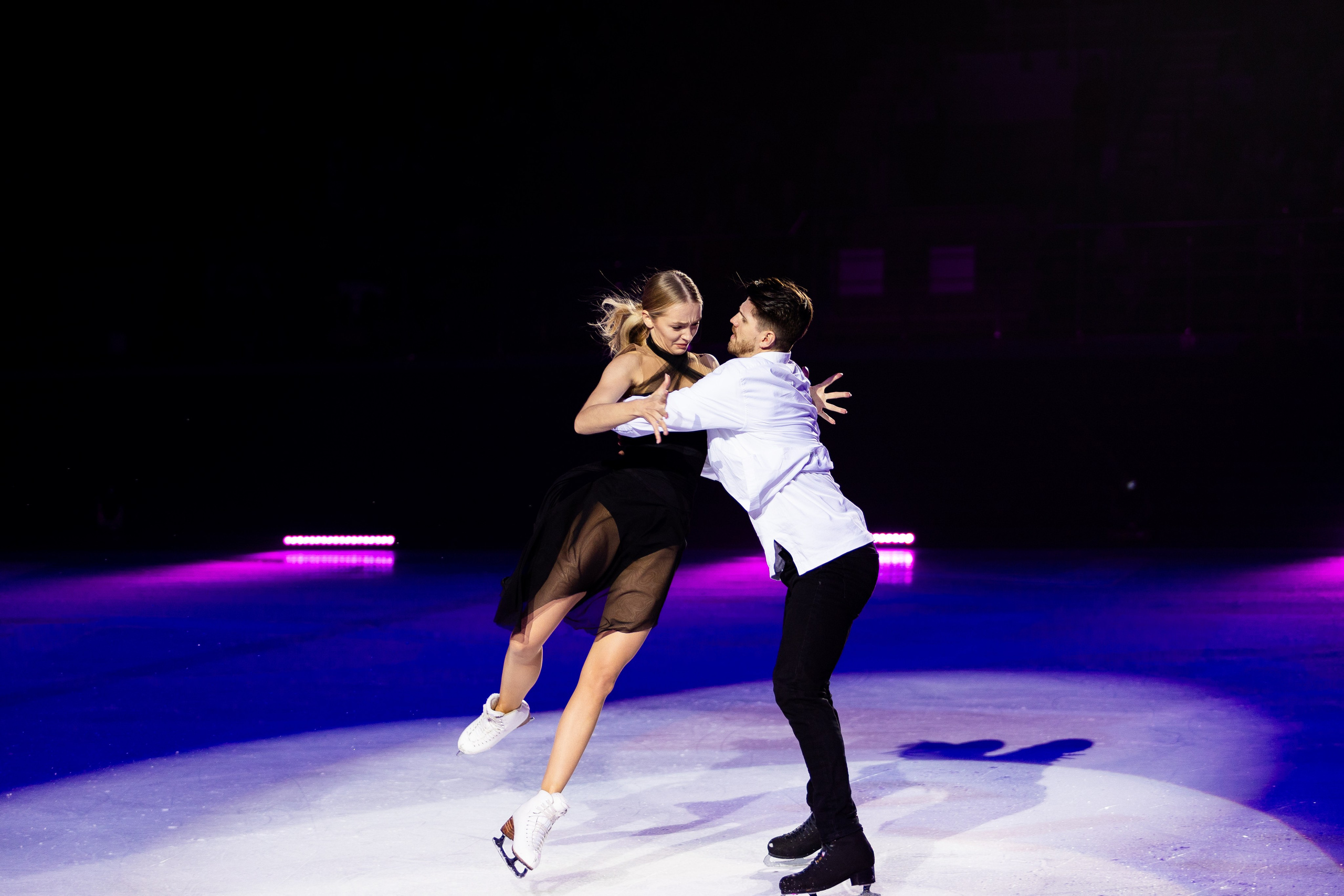 Ледовое шоу Ильи Авербуха 30.03.2024. Профессиональный интерьерный и репортажный фотограф Минск и РБ. Максим Орлов