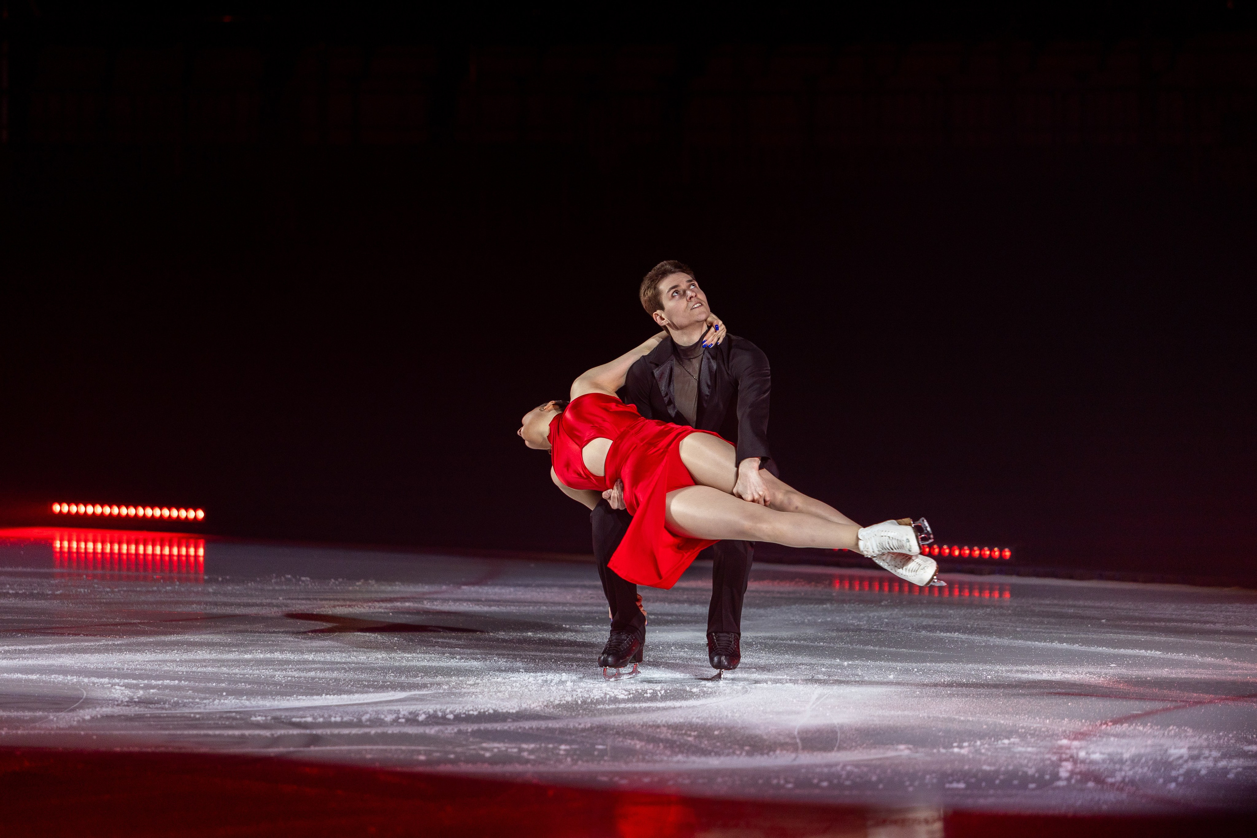 Ледовое шоу Ильи Авербуха 30.03.2024. Профессиональный интерьерный и репортажный фотограф Минск и РБ. Максим Орлов