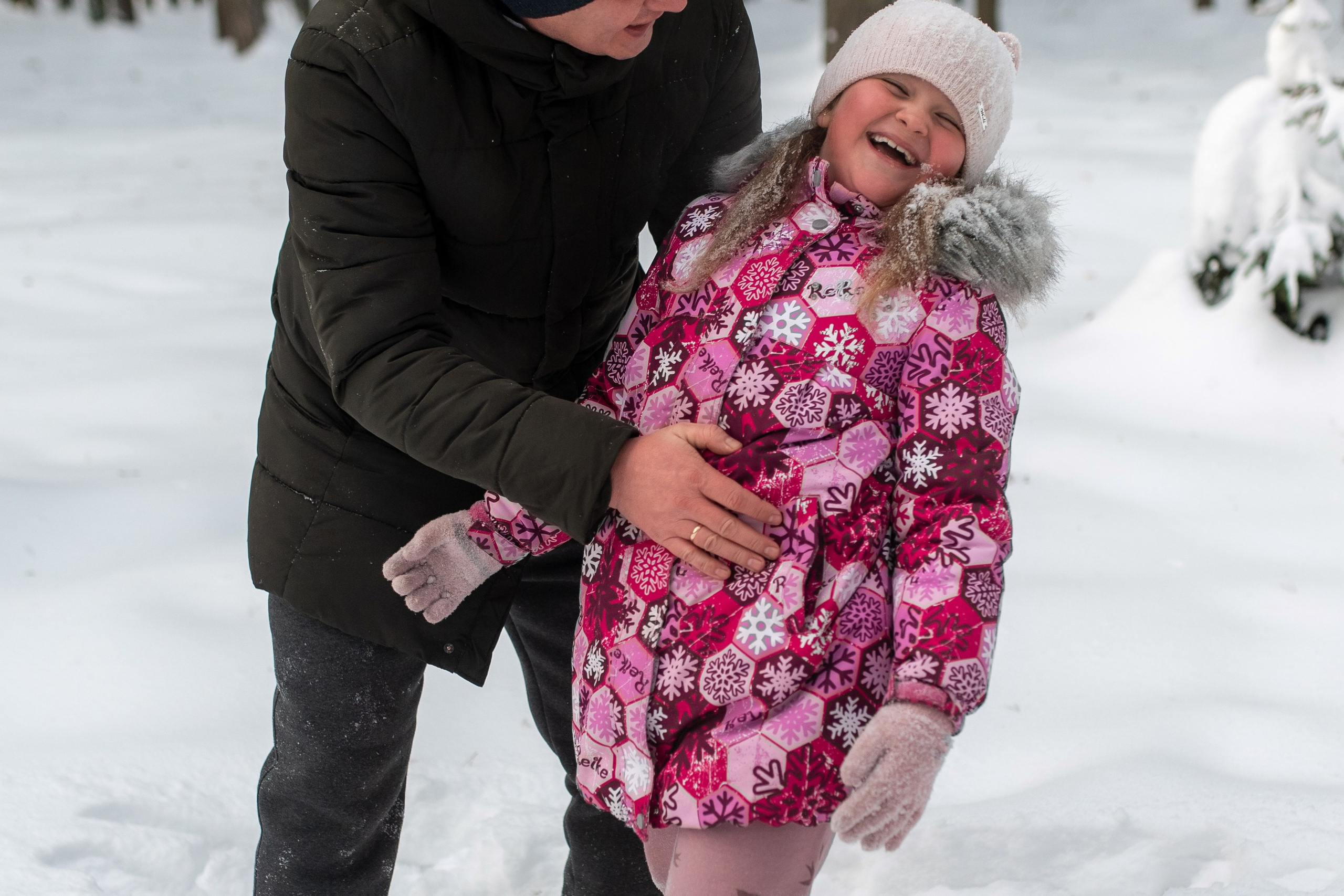 Сергей с семьей (в парке). Профессиональный интерьерный и репортажный фотограф Минск и РБ. Максим Орлов