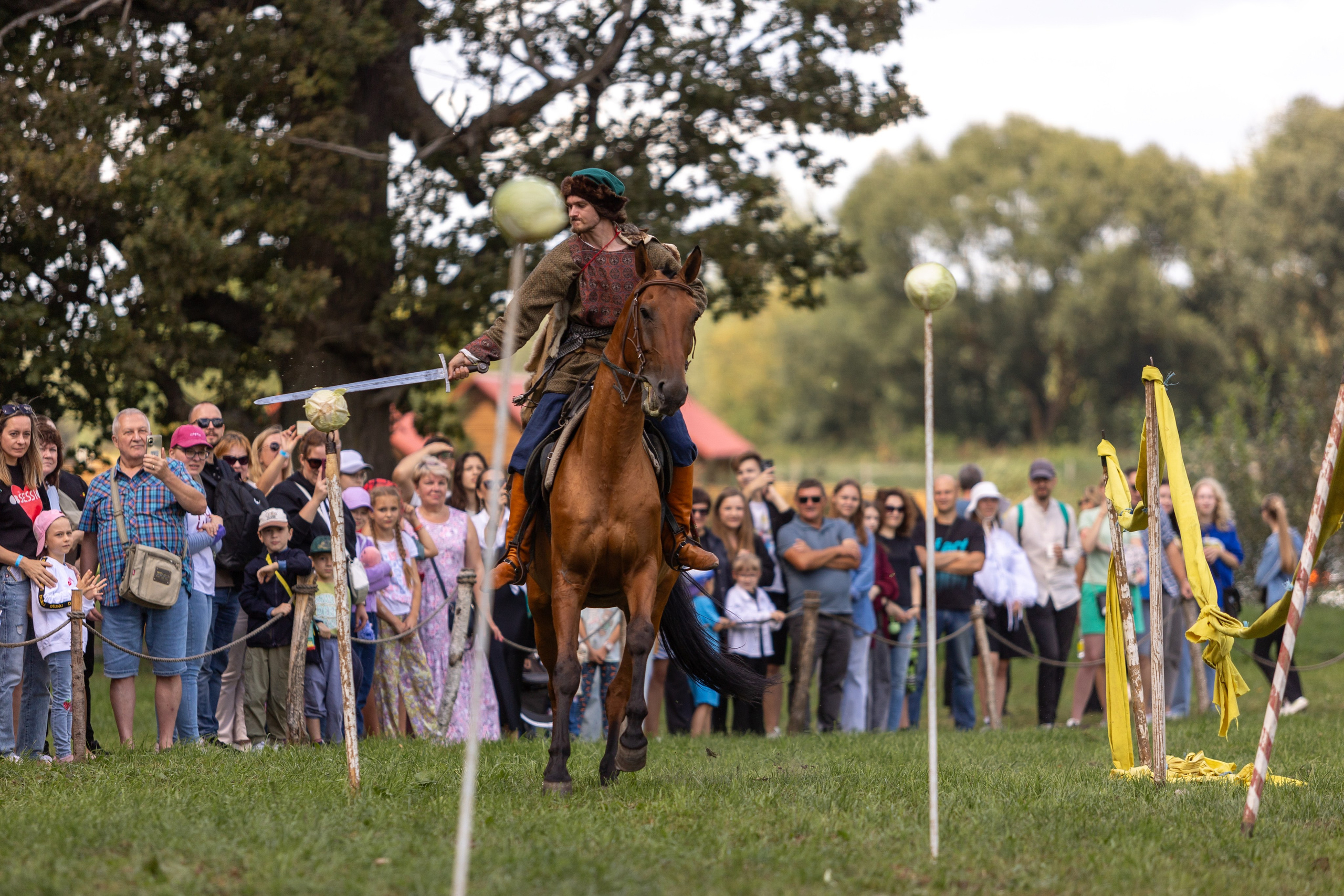 Ежегодный фестиваль средневековья в Дукоре. Профессиональный интерьерный и репортажный фотограф Минск и РБ. Максим Орлов