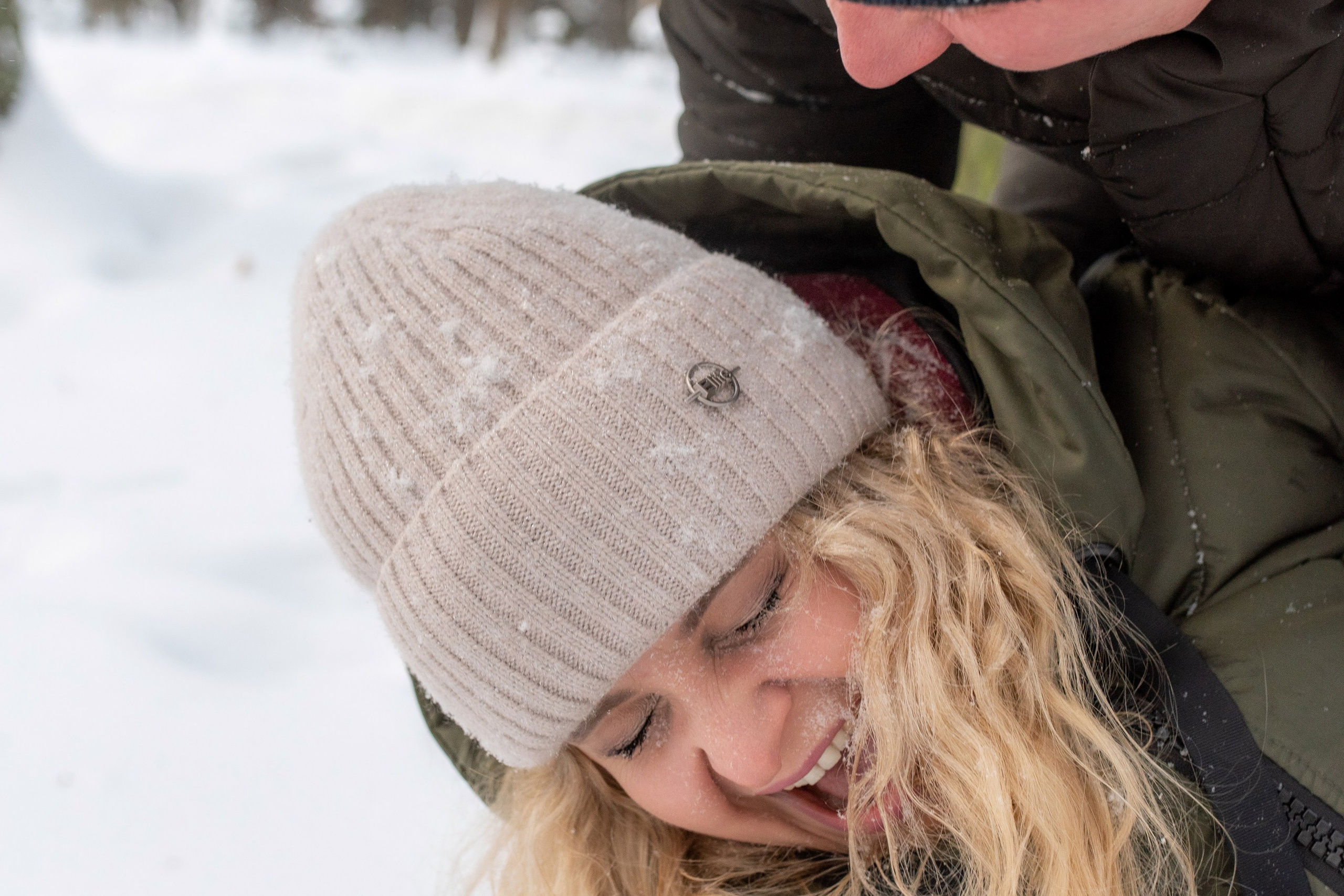 Сергей с семьей (в парке). Профессиональный интерьерный и репортажный фотограф Минск и РБ. Максим Орлов