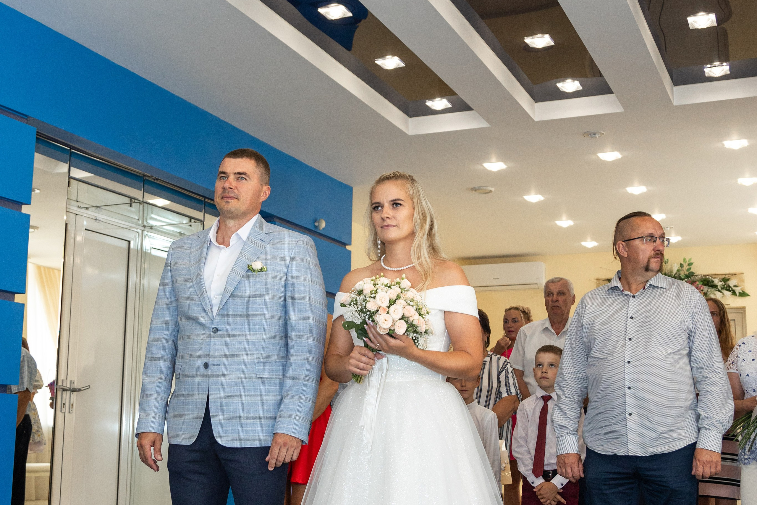 Свадебная фотосессия Дениса и Юли. Профессиональный интерьерный и репортажный фотограф Минск и РБ. Максим Орлов