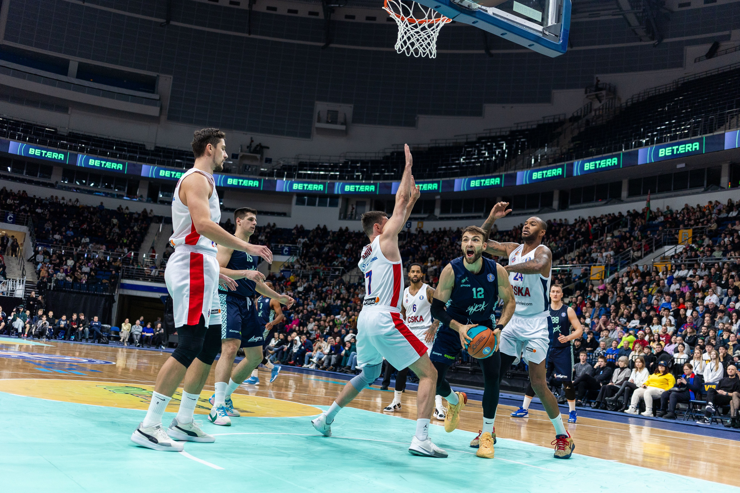 Баскетбол. Минск — ЦСКА. Лучшие кадры. 25.12.2023. Профессиональный интерьерный и репортажный фотограф Минск и РБ. Максим Орлов