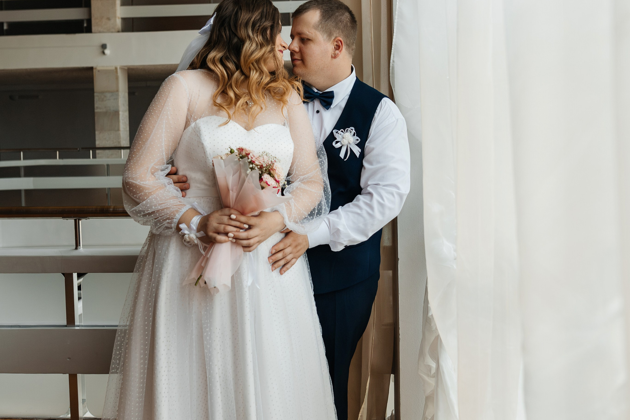 Свадебная фотосессия Рената и Натальи. Профессиональный интерьерный и репортажный фотограф Минск и РБ. Максим Орлов