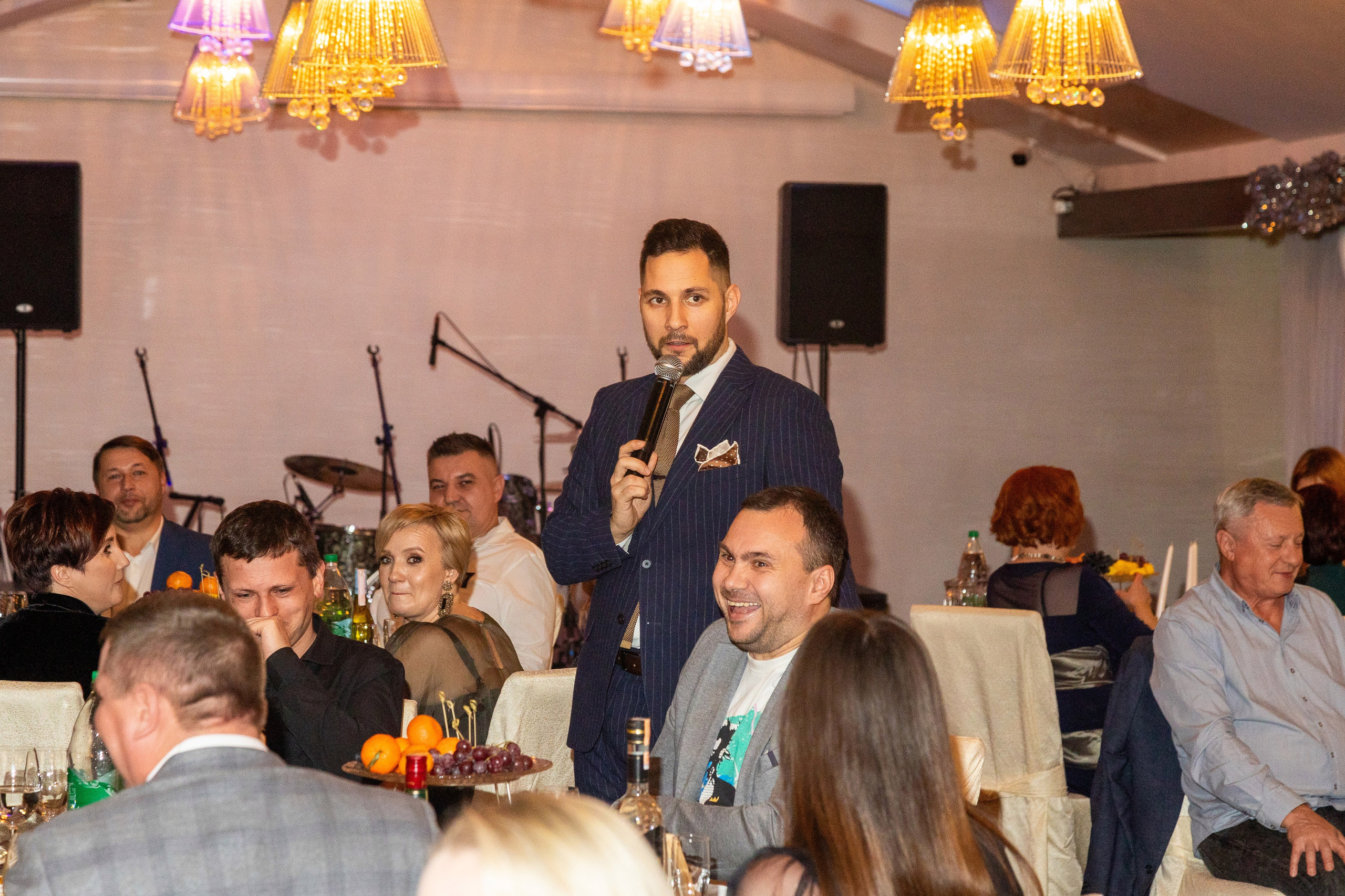 Новогодний корпоратив. Профессиональный интерьерный и репортажный фотограф Минск и РБ. Максим Орлов