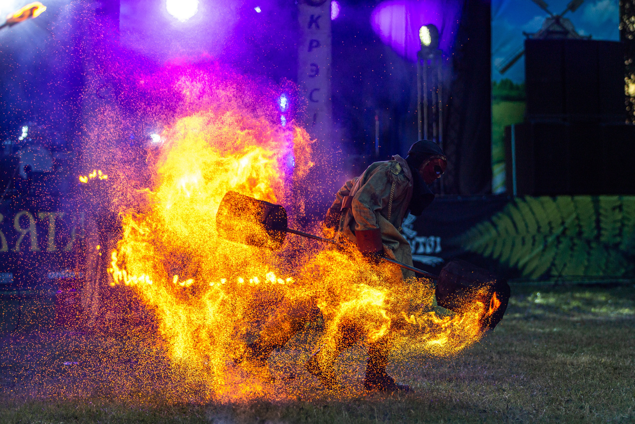Свята сонца. Профессиональный интерьерный и репортажный фотограф Минск и РБ. Максим Орлов