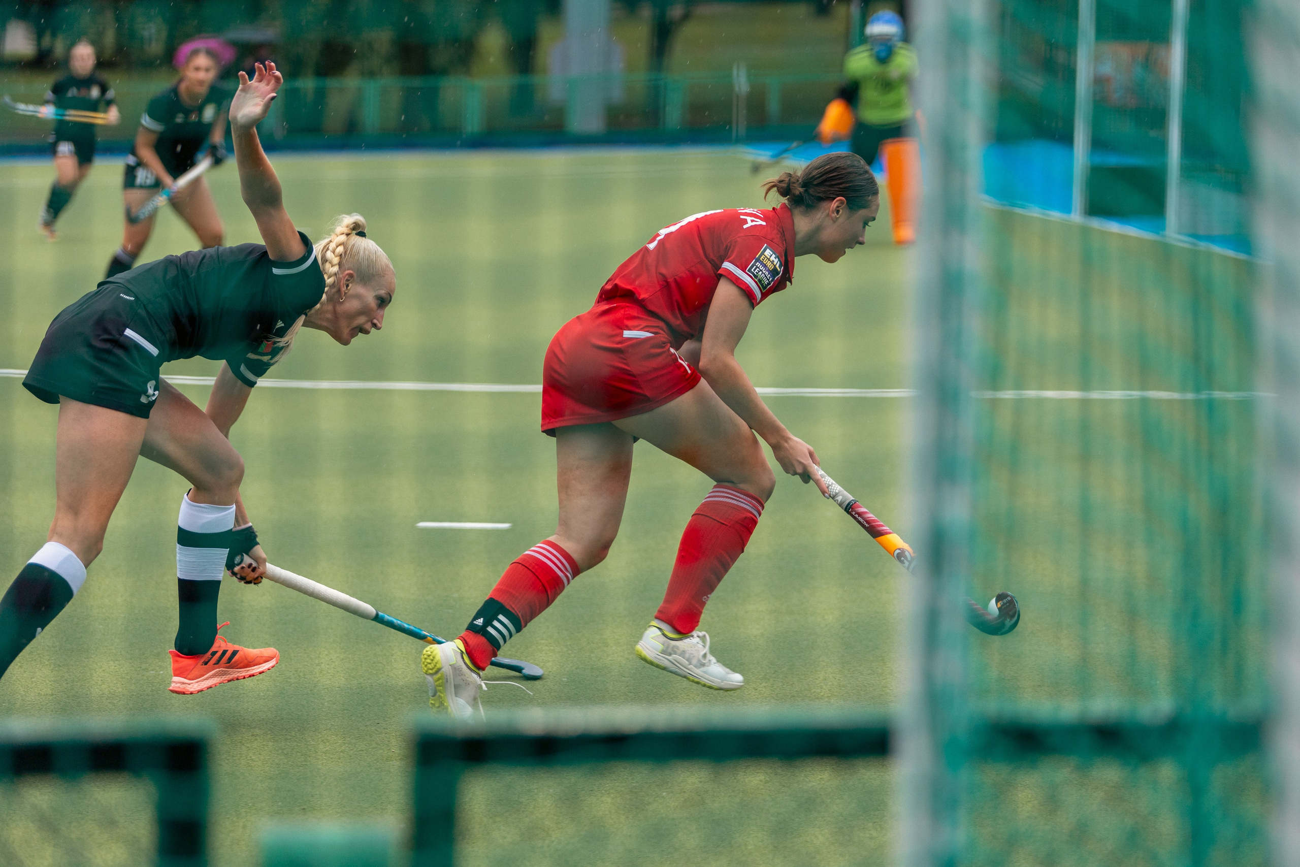 Хоккей на траве. Девушки. ХК Минск — ХК Виктория (Смолевичи) 10.06.2024. Профессиональный интерьерный и репортажный фотограф Минск и РБ. Максим Орлов