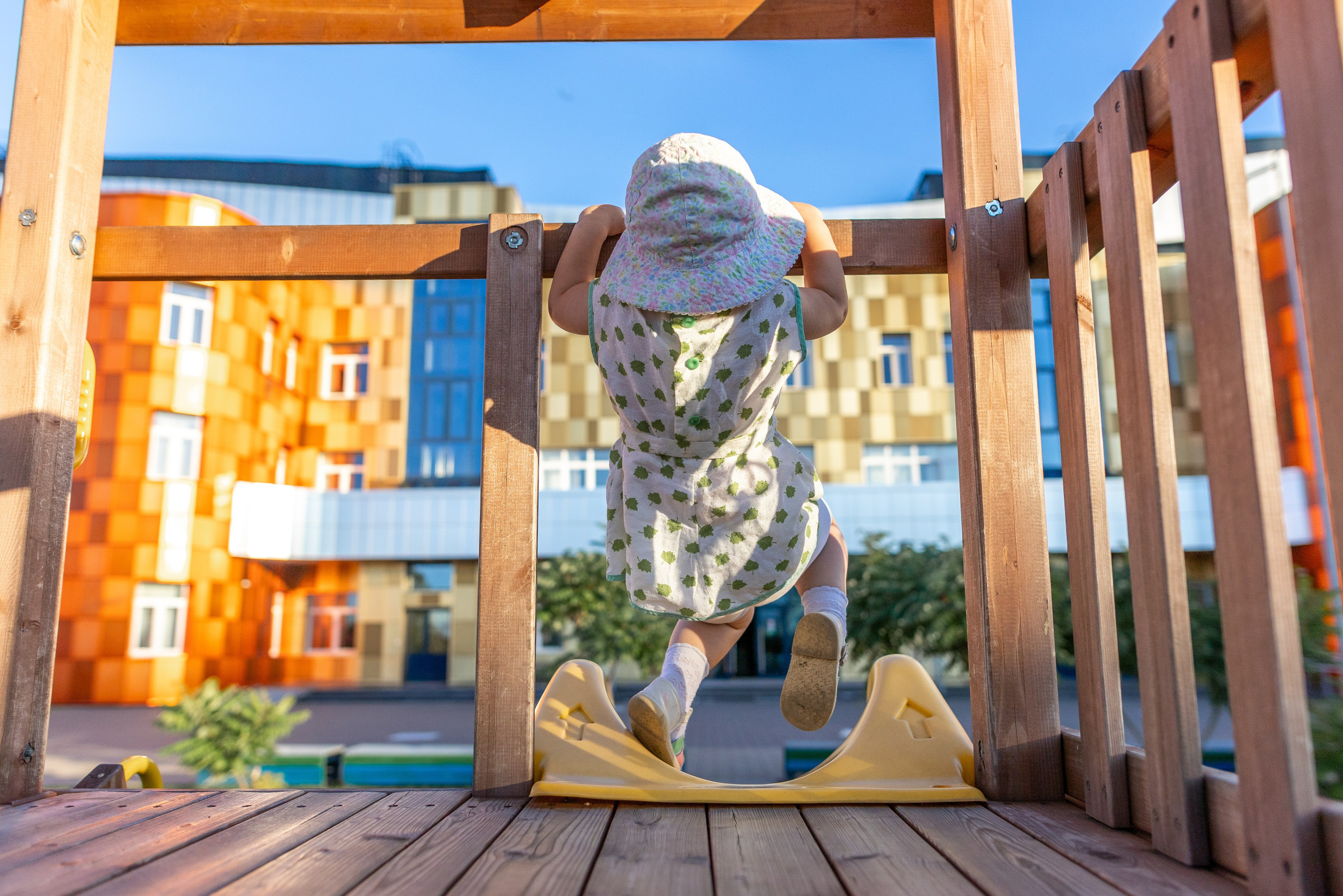 Детская живая фотосессия. Профессиональный интерьерный и репортажный фотограф Минск и РБ. Максим Орлов