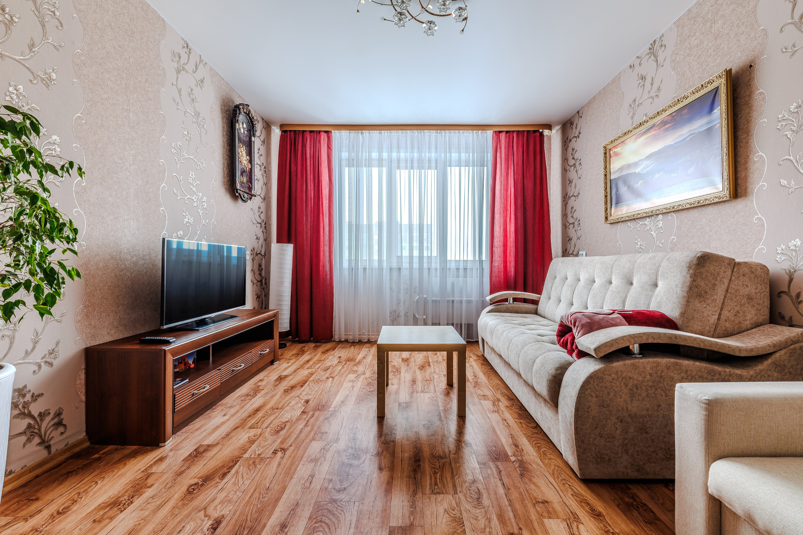 Интерьерная фотосъемка квартиры по ул. Плеханова 56. Профессиональный интерьерный и репортажный фотограф Минск и РБ. Максим Орлов