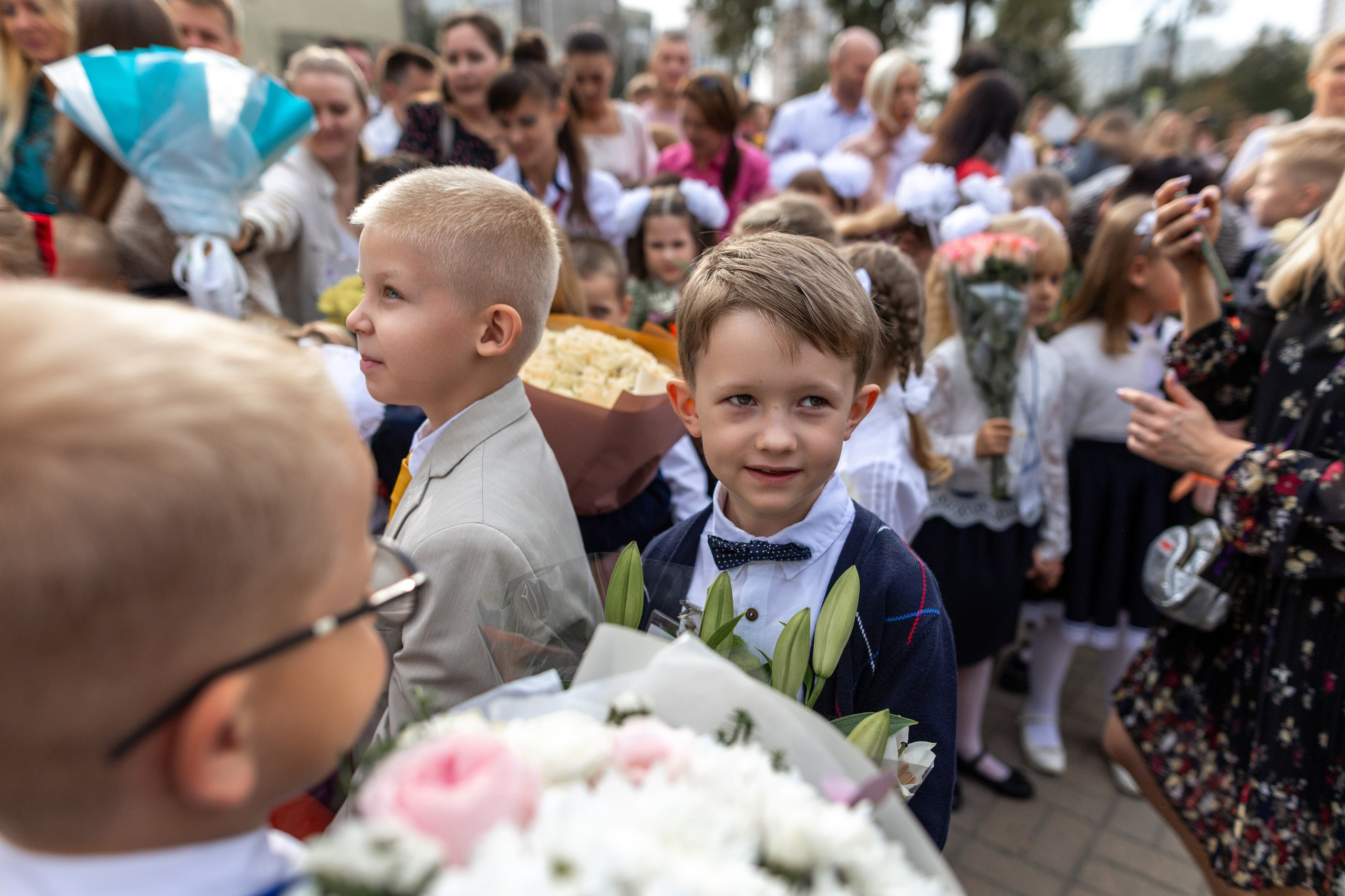Линейка 1-го сентября. Профессиональный интерьерный и репортажный фотограф Минск и РБ. Максим Орлов