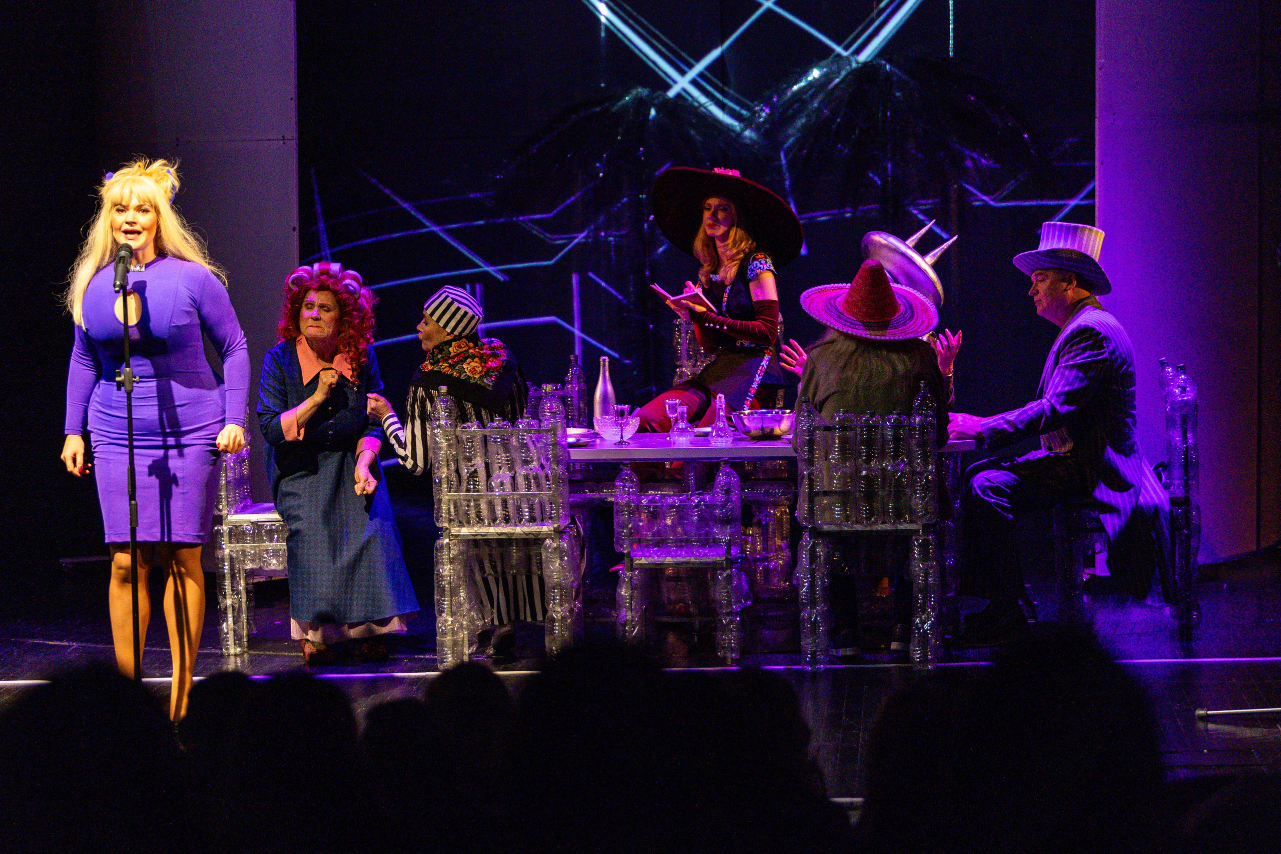 Новый театр «Нобелевская неделя». Профессиональный интерьерный и репортажный фотограф Минск и РБ. Максим Орлов