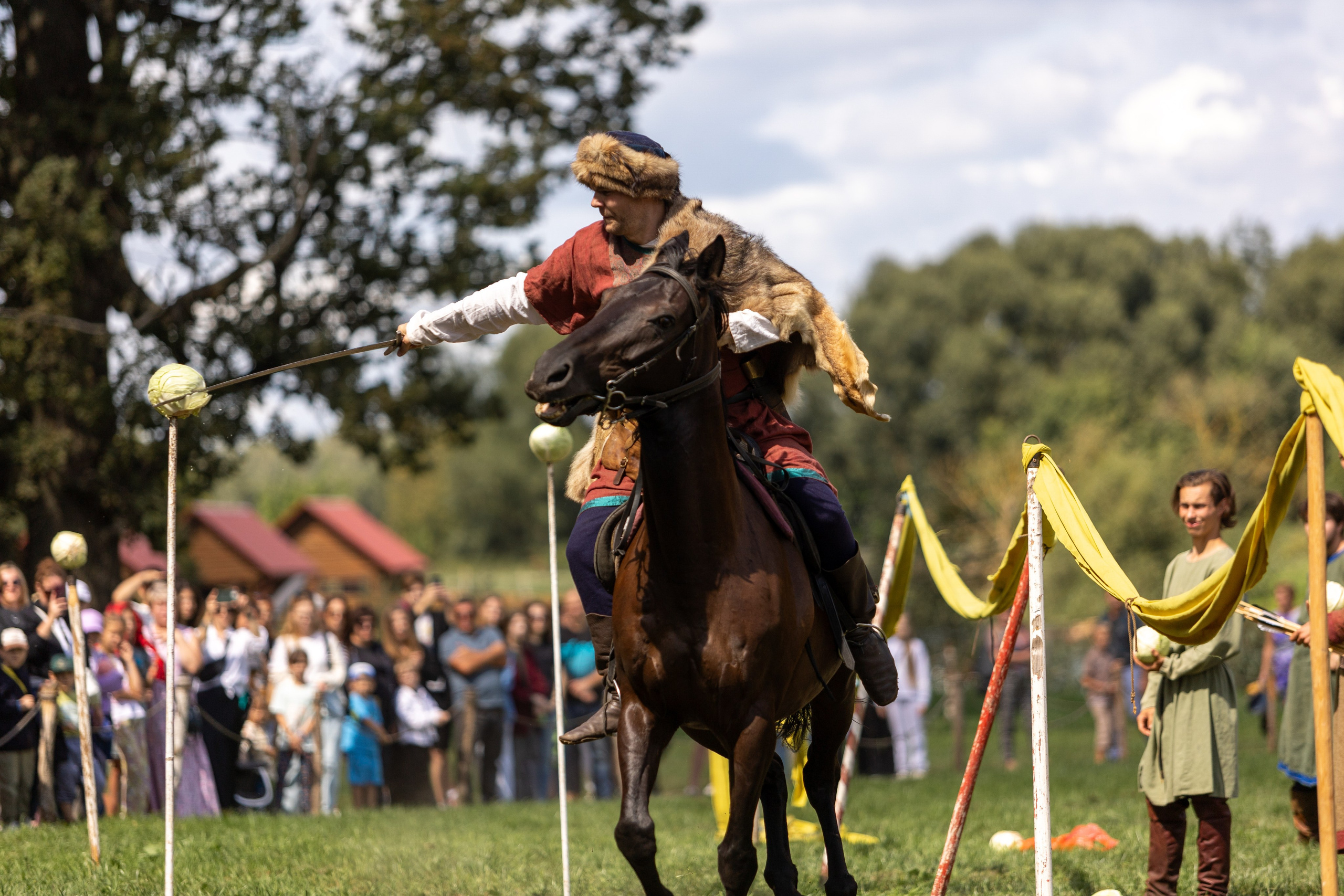 Ежегодный фестиваль средневековья в Дукоре. Профессиональный интерьерный и репортажный фотограф Минск и РБ. Максим Орлов