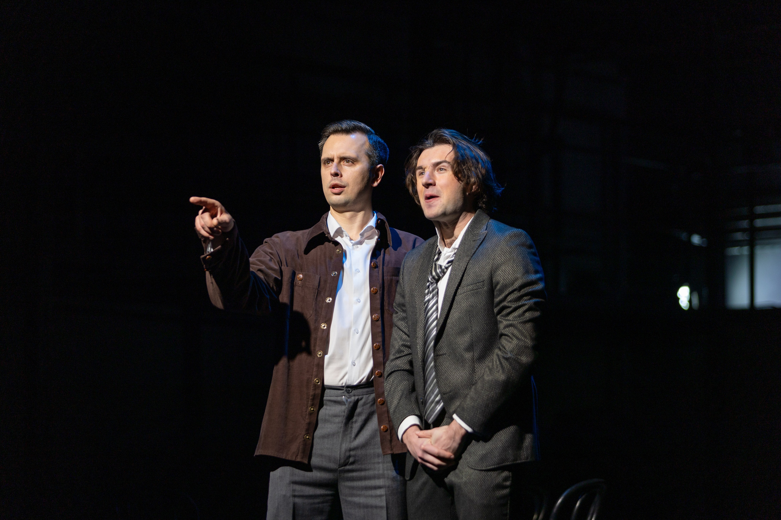 Новый театр «Плачу за любовь». Профессиональный интерьерный и репортажный фотограф Минск и РБ. Максим Орлов