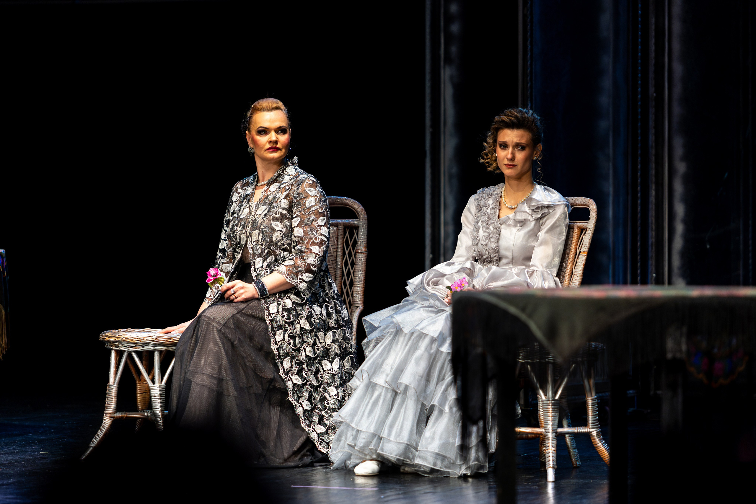 Новый театр «Я вещь». Профессиональный интерьерный и репортажный фотограф Минск и РБ. Максим Орлов