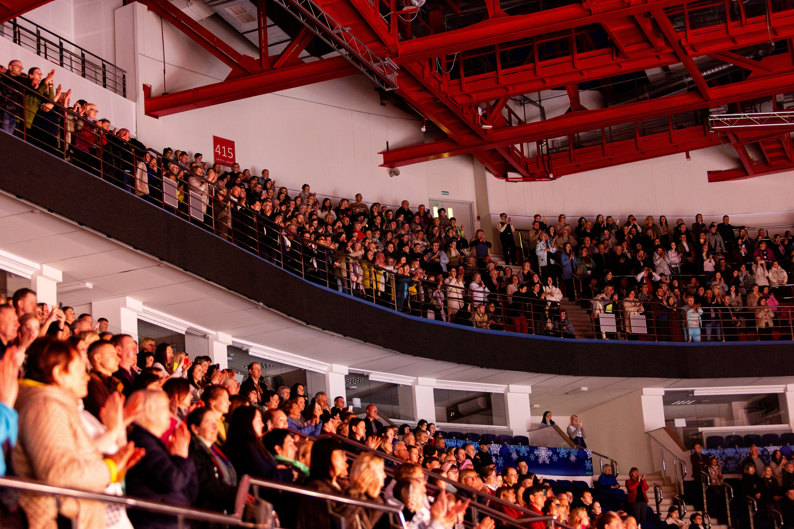 Ледовое шоу Ильи Авербуха 30.03.2024. Профессиональный интерьерный и репортажный фотограф Минск и РБ. Максим Орлов