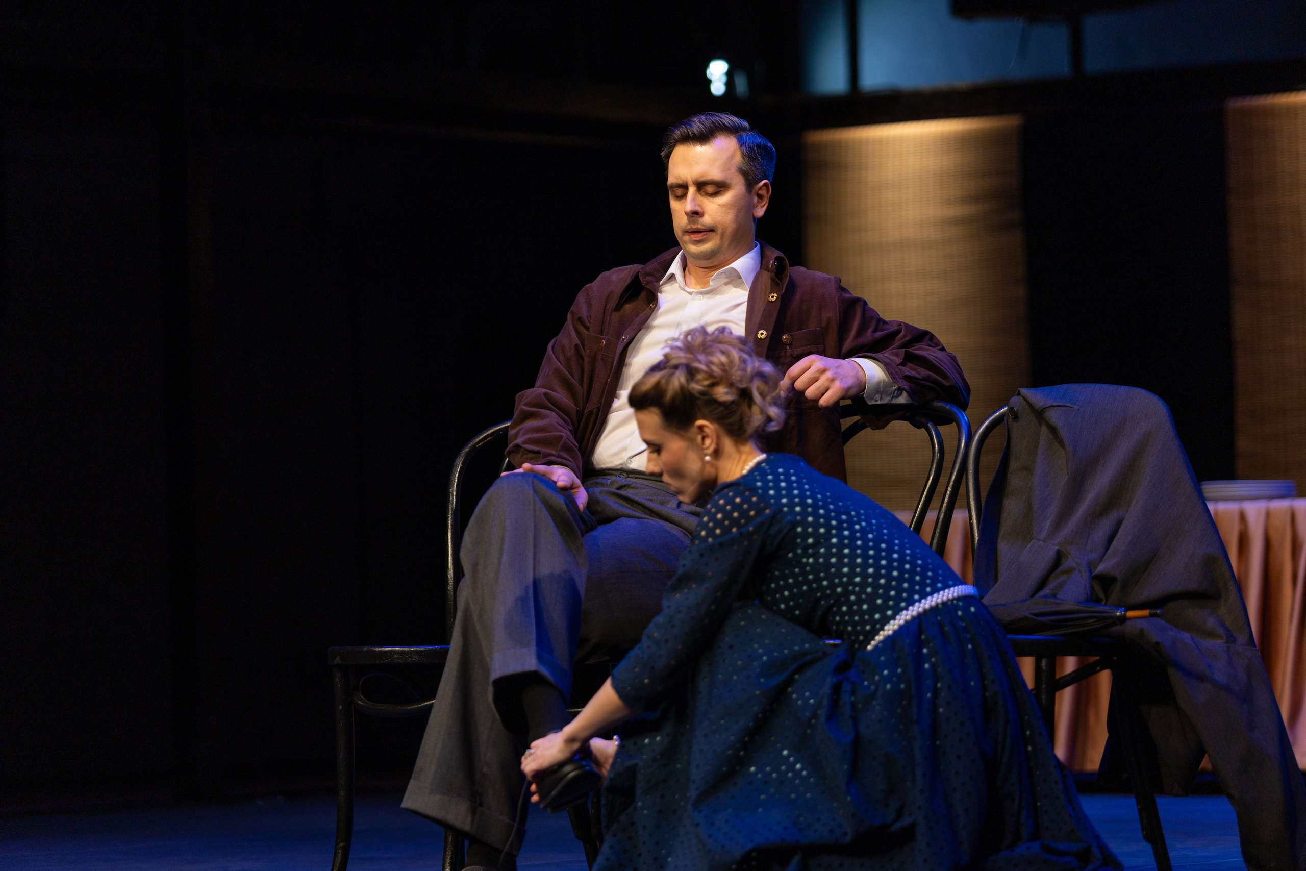 Новый театр «Плачу за любовь». Профессиональный интерьерный и репортажный фотограф Минск и РБ. Максим Орлов