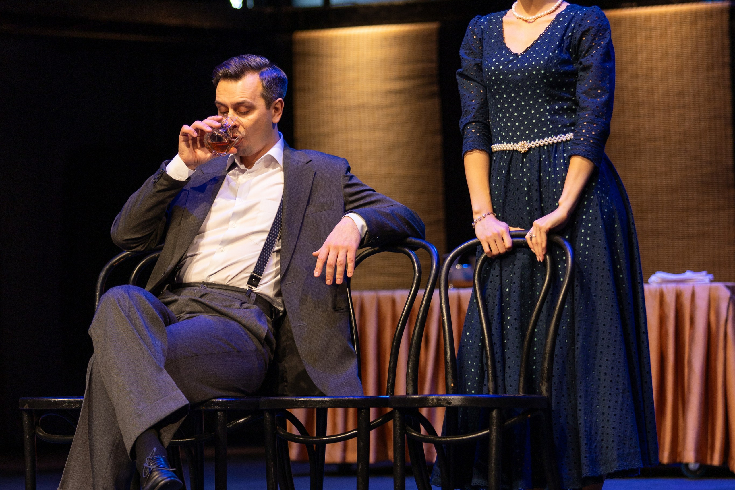 Новый театр «Плачу за любовь». Профессиональный интерьерный и репортажный фотограф Минск и РБ. Максим Орлов