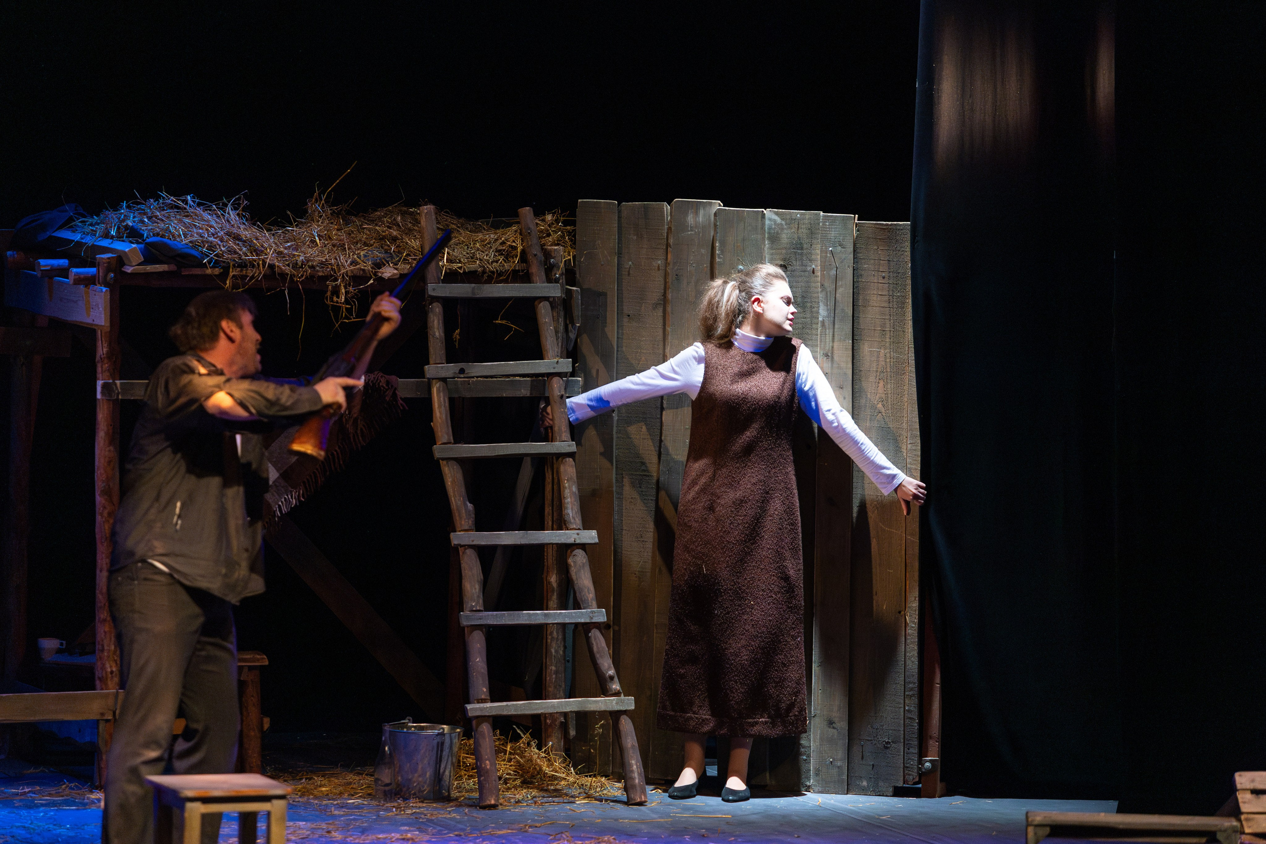 Театр белорусской армии «Очень простая история». Профессиональный интерьерный и репортажный фотограф Минск и РБ. Максим Орлов