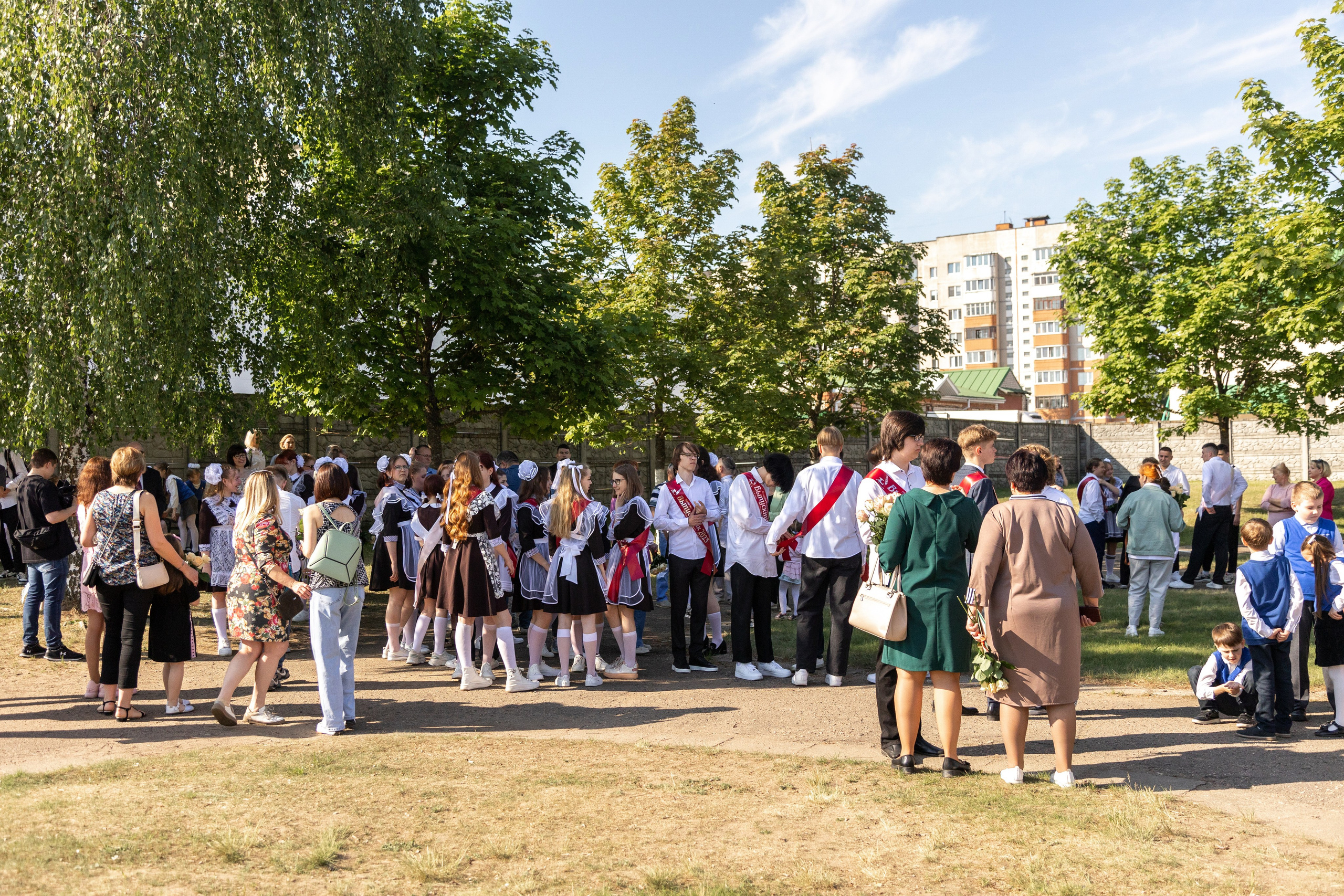 Выпускной в Жодино 2023. Профессиональный интерьерный и репортажный фотограф Минск и РБ. Максим Орлов