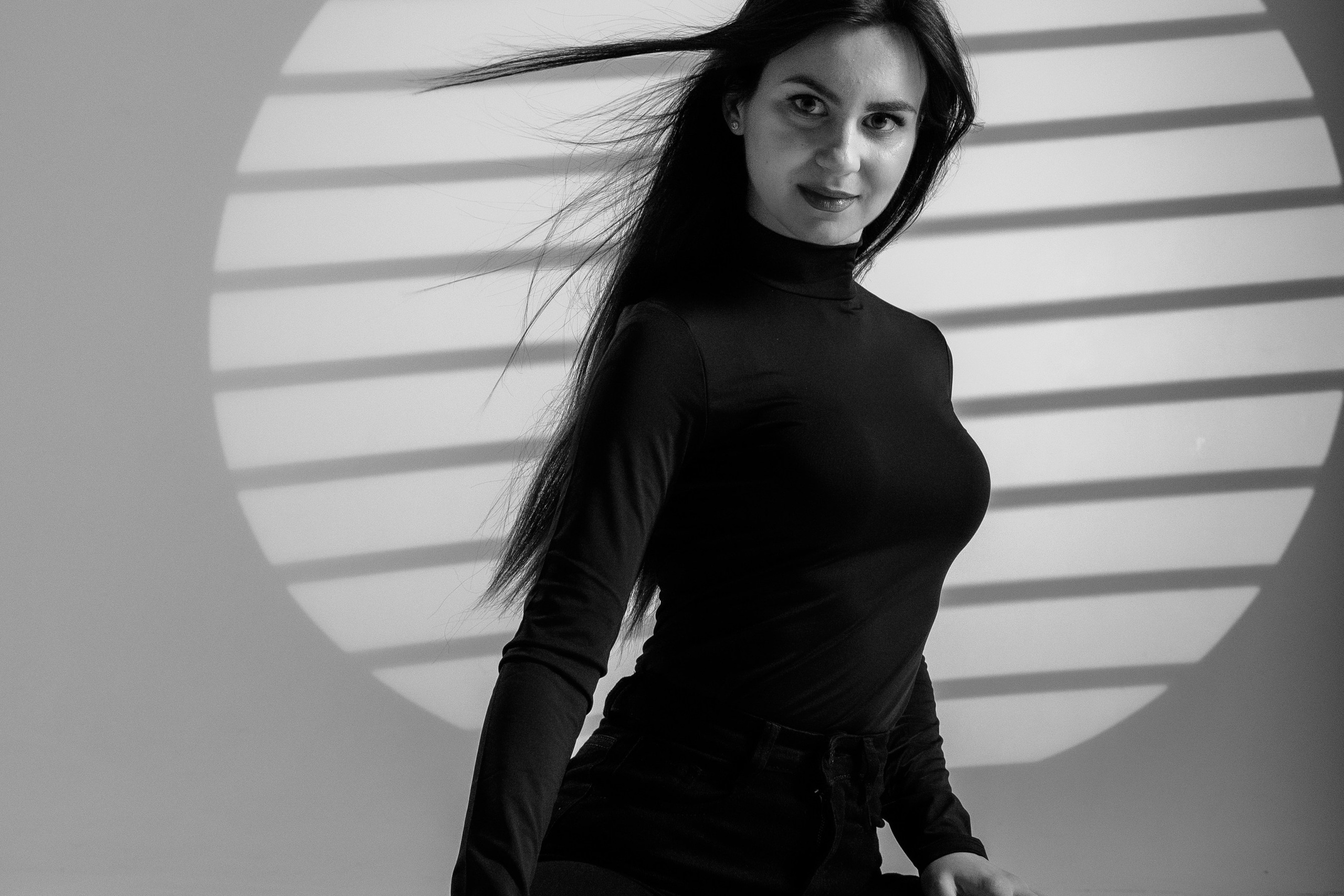 Настя (студийная на циклораме). Профессиональный интерьерный и репортажный фотограф Минск и РБ. Максим Орлов