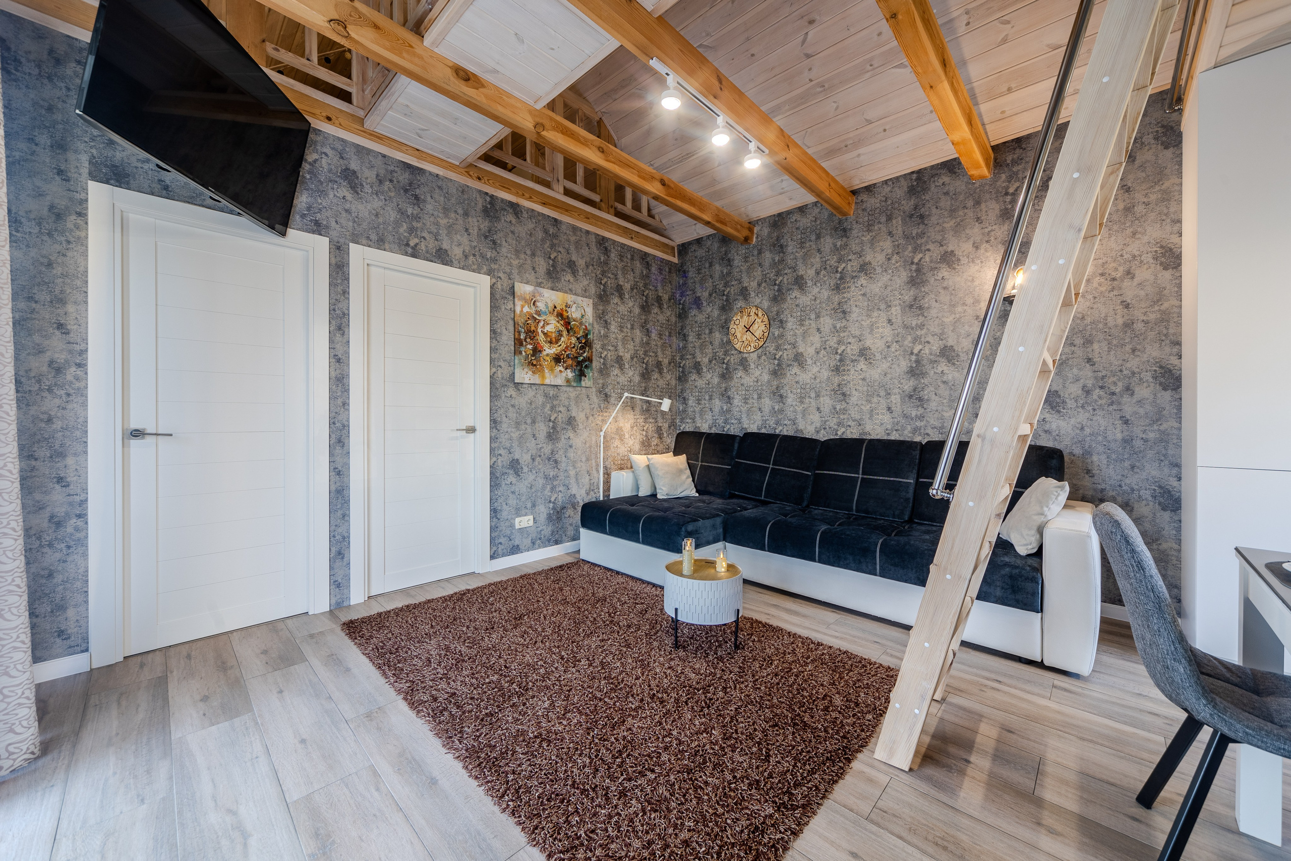 Тяпинская 47. Гостевой дом. Профессиональный интерьерный и репортажный фотограф Минск и РБ. Максим Орлов