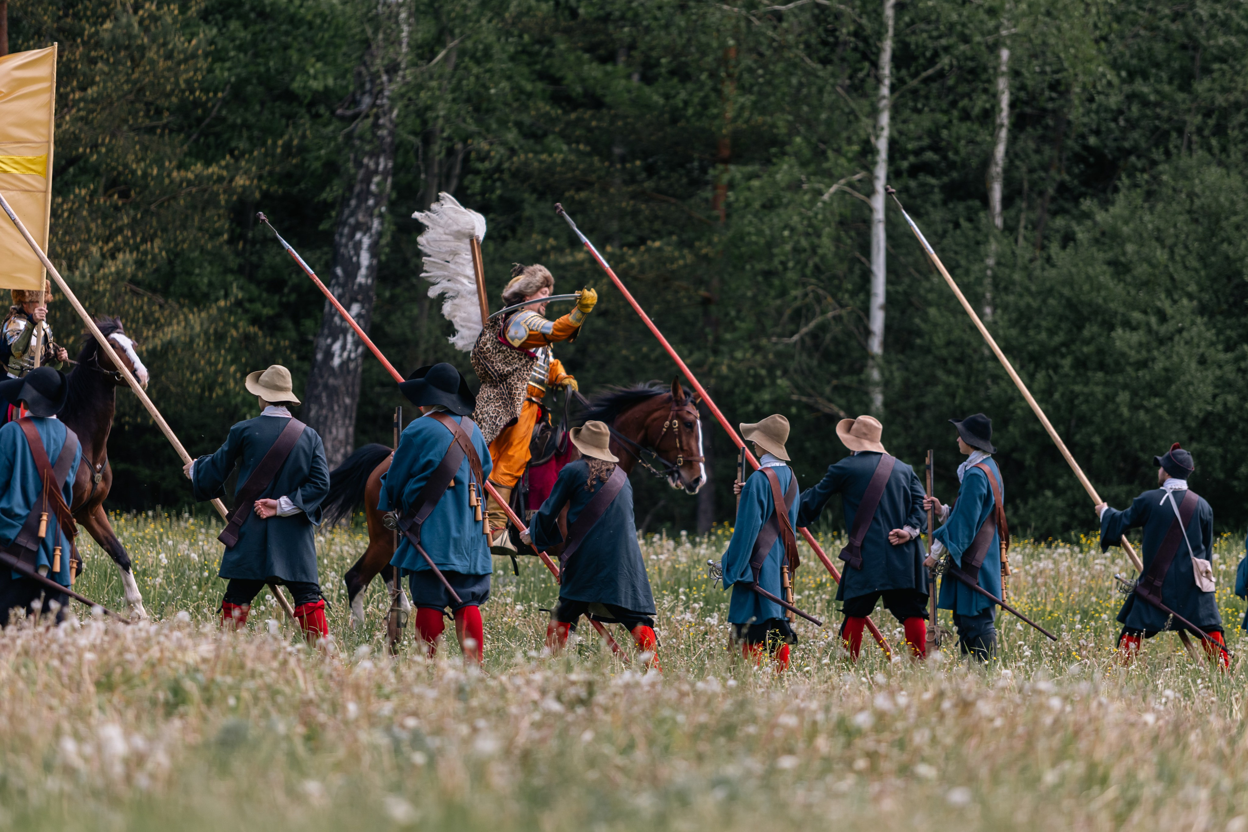 Золотая шпора. Маневры 17 века. Профессиональный интерьерный и репортажный фотограф Минск и РБ. Максим Орлов