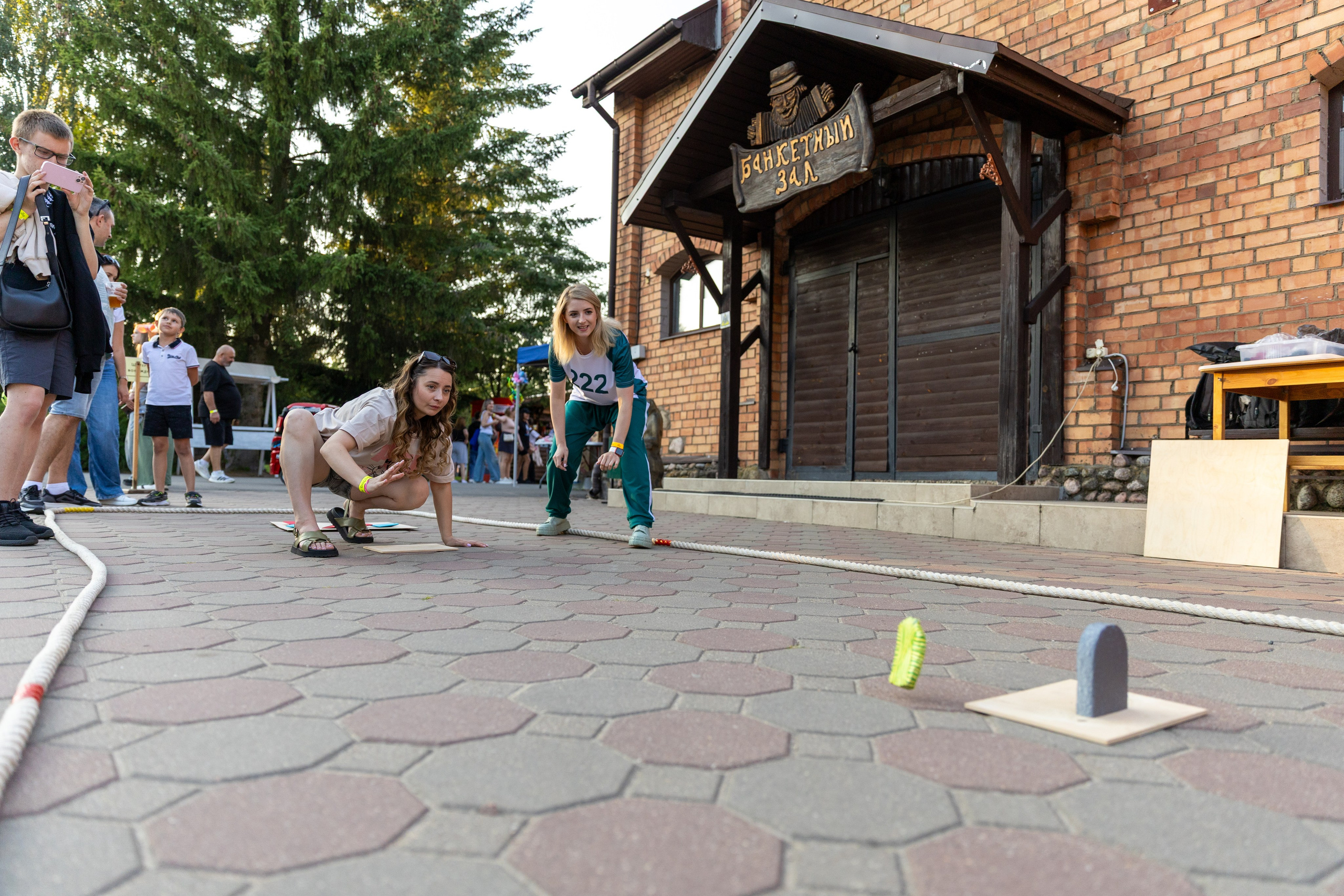 Дискохит. Профессиональный интерьерный и репортажный фотограф Минск и РБ. Максим Орлов