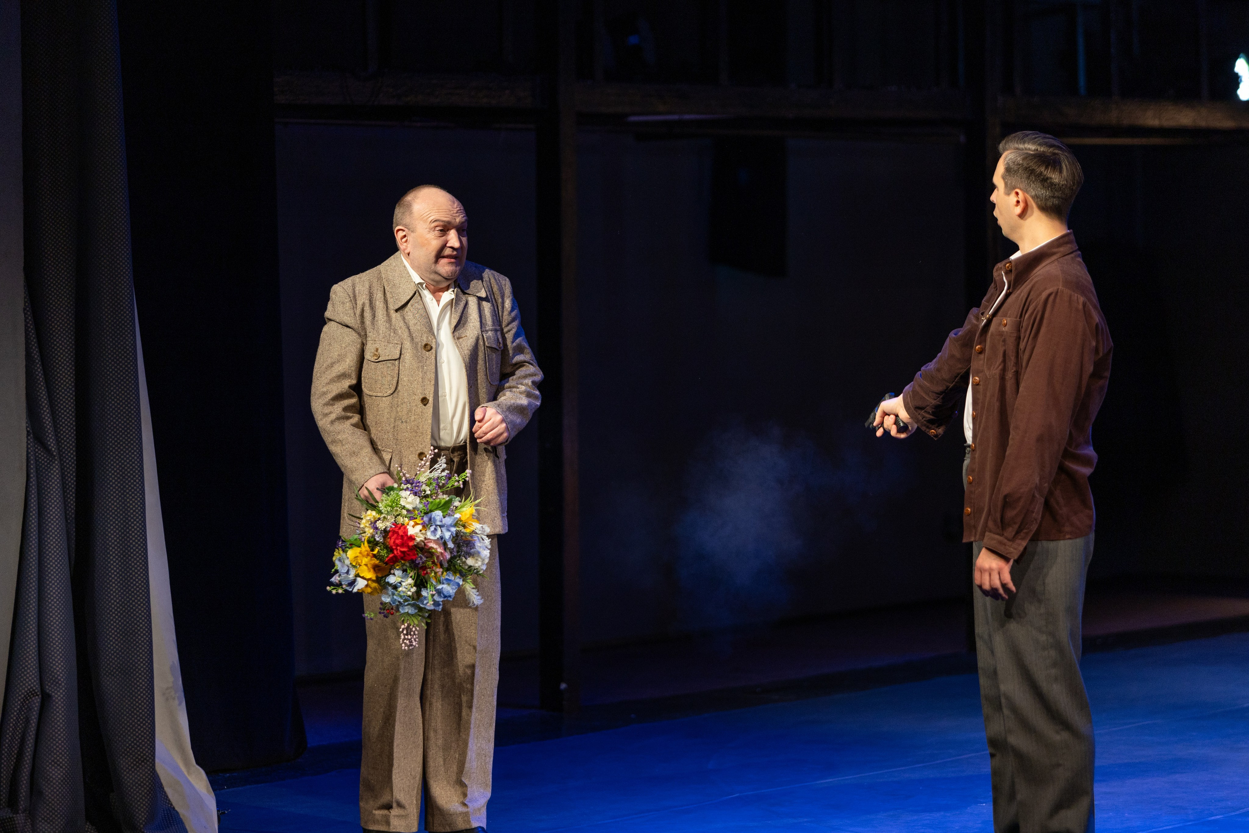 Новый театр «Плачу за любовь». Профессиональный интерьерный и репортажный фотограф Минск и РБ. Максим Орлов