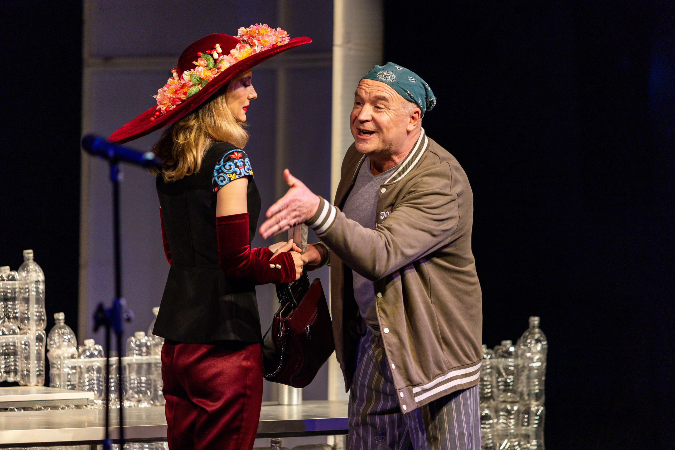 Новый театр «Нобелевская неделя». Профессиональный интерьерный и репортажный фотограф Минск и РБ. Максим Орлов