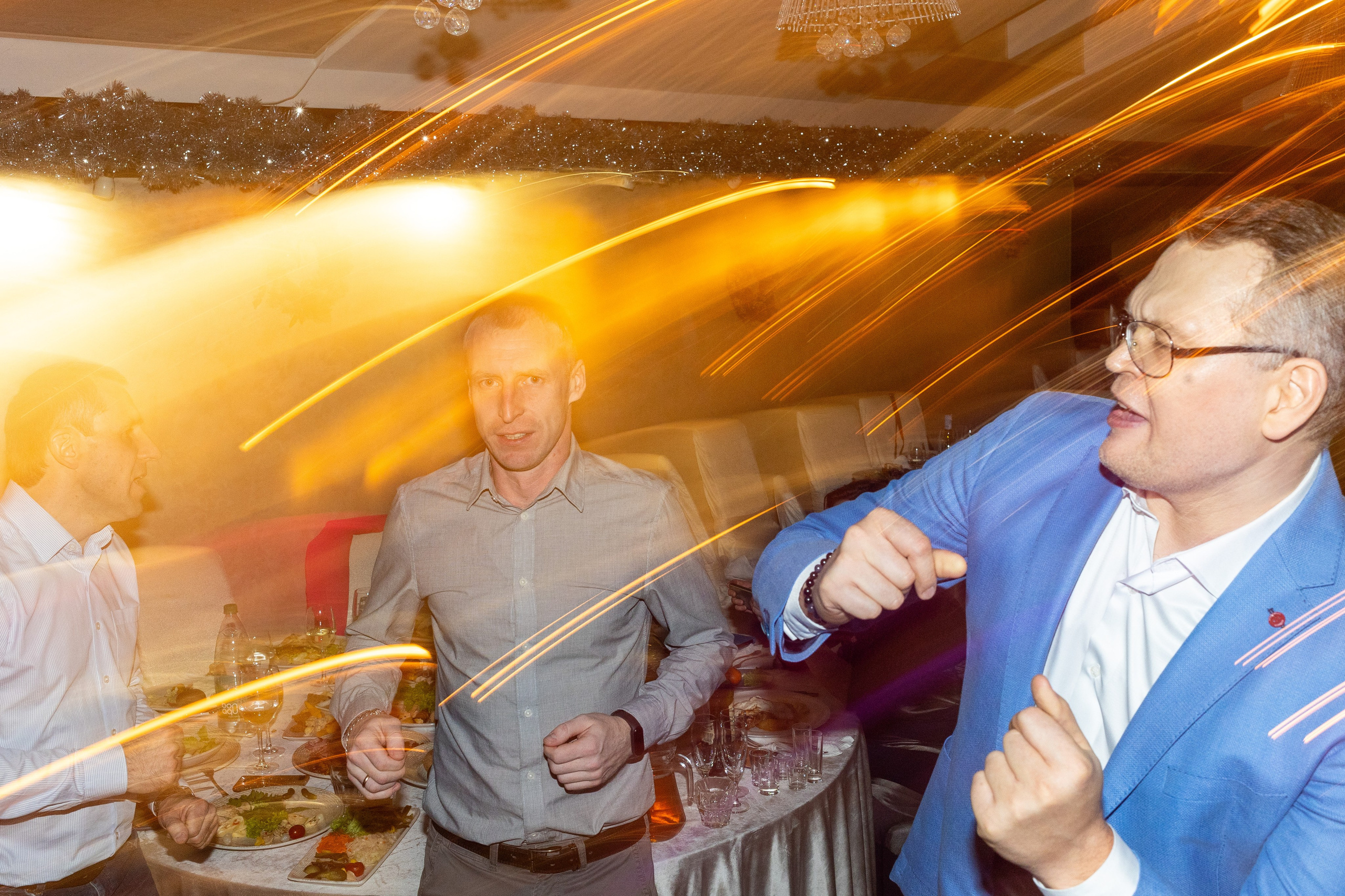 Новогодний корпоратив. Профессиональный интерьерный и репортажный фотограф Минск и РБ. Максим Орлов