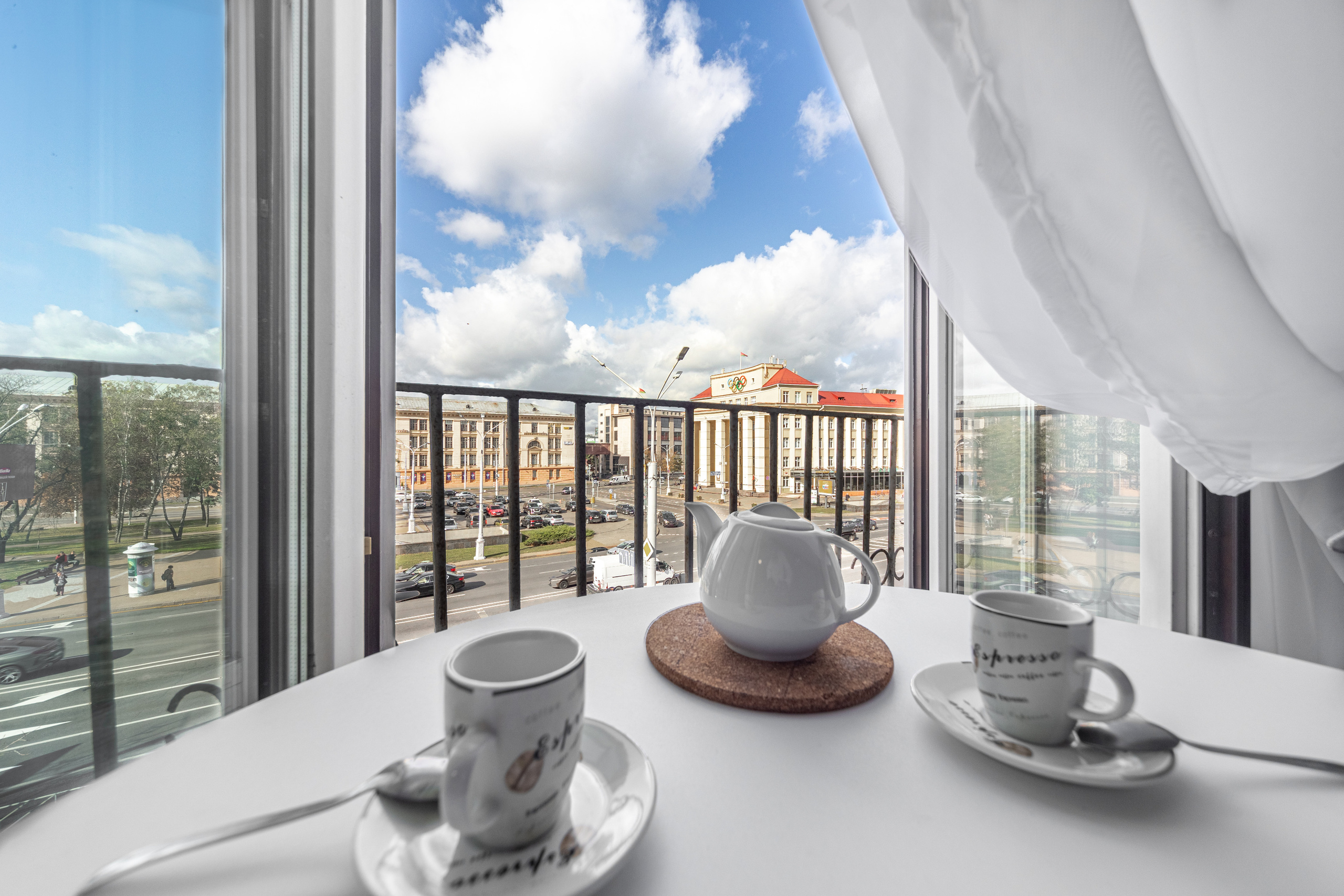 Пр. Независимости 52. Профессиональный интерьерный и репортажный фотограф Минск и РБ. Максим Орлов