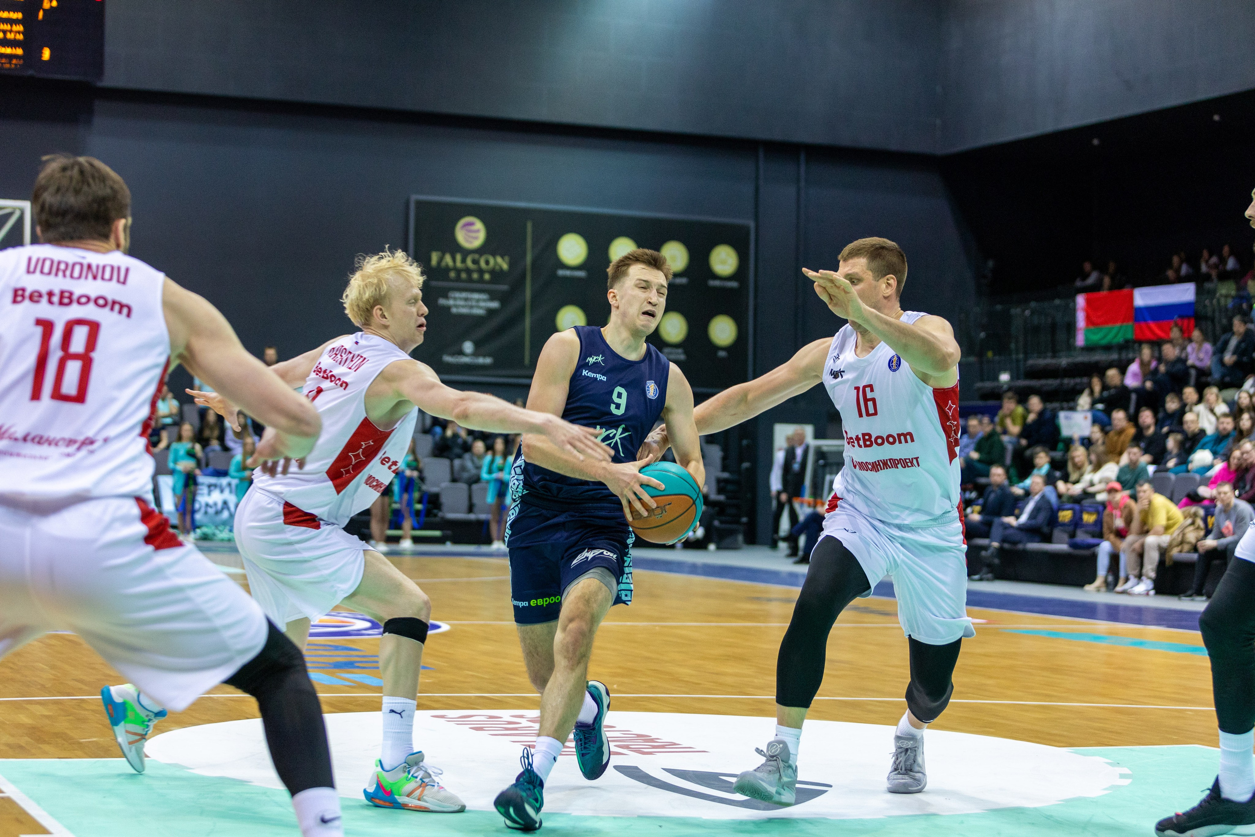 Баскетбол. Минск — MBA. 09.03.2024. Профессиональный интерьерный и репортажный фотограф Минск и РБ. Максим Орлов