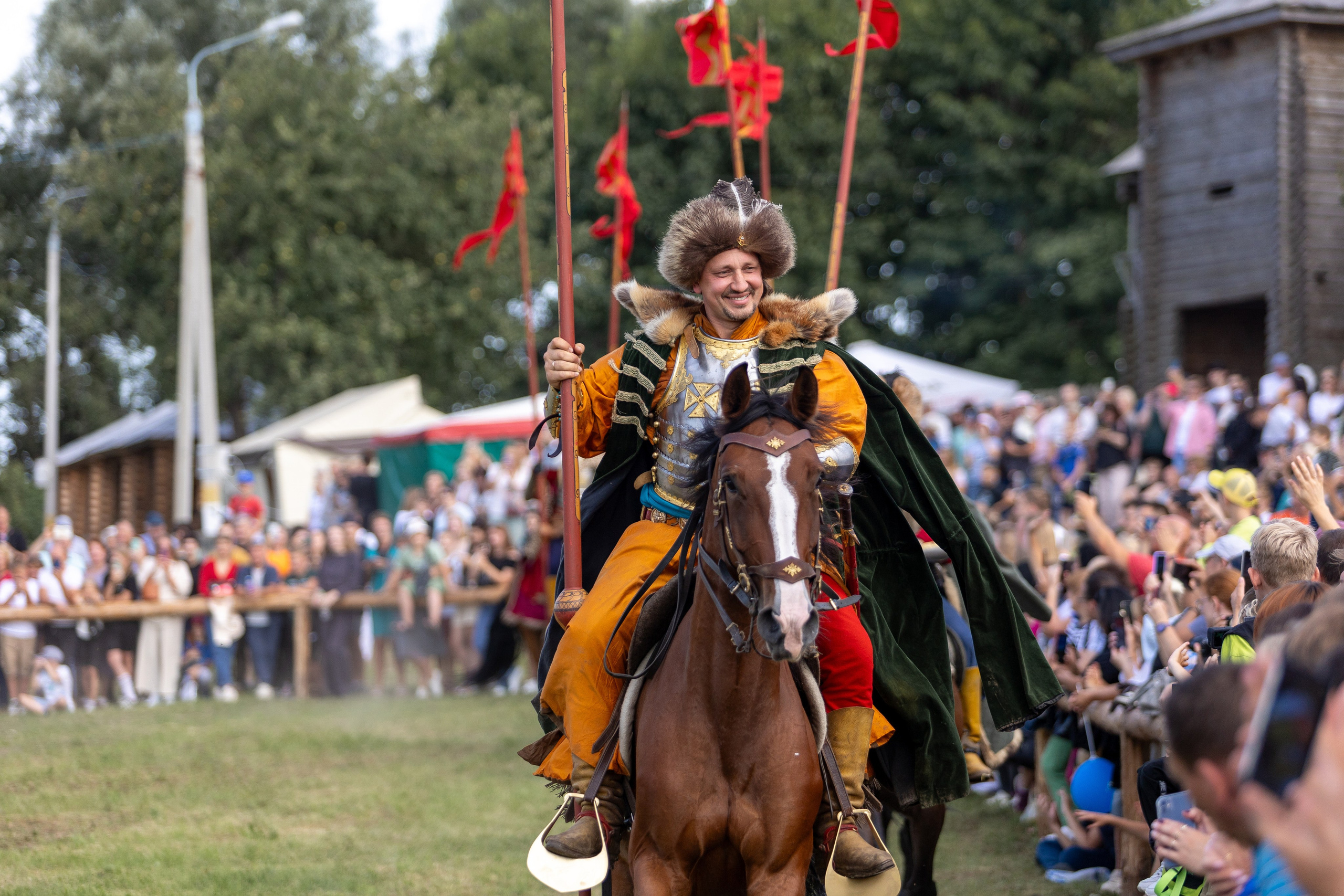 Рыцарский фест. Мстиславль. Профессиональный интерьерный и репортажный фотограф Минск и РБ. Максим Орлов
