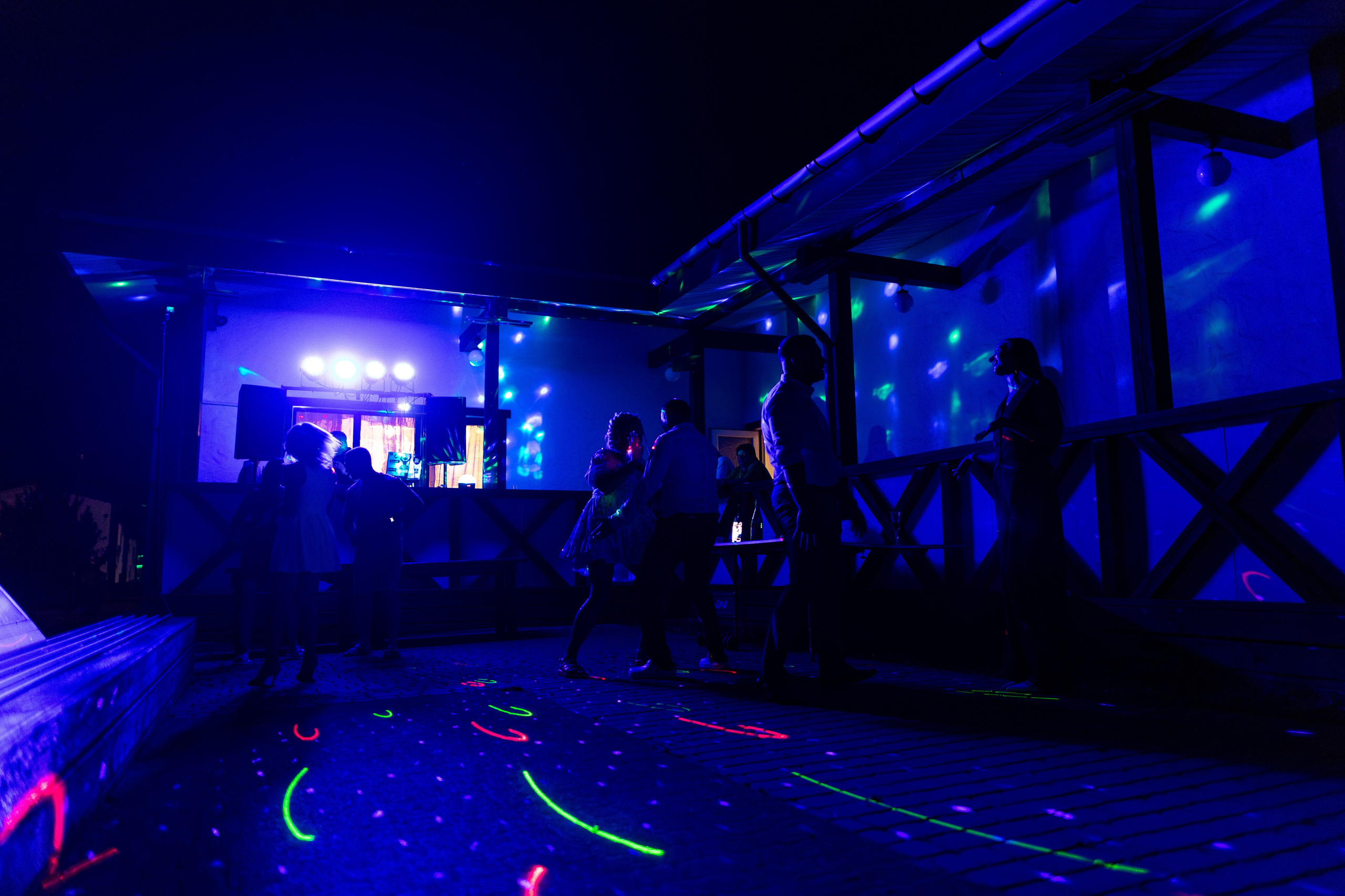 Свадебная фотосессия Дениса и Юли. Профессиональный интерьерный и репортажный фотограф Минск и РБ. Максим Орлов