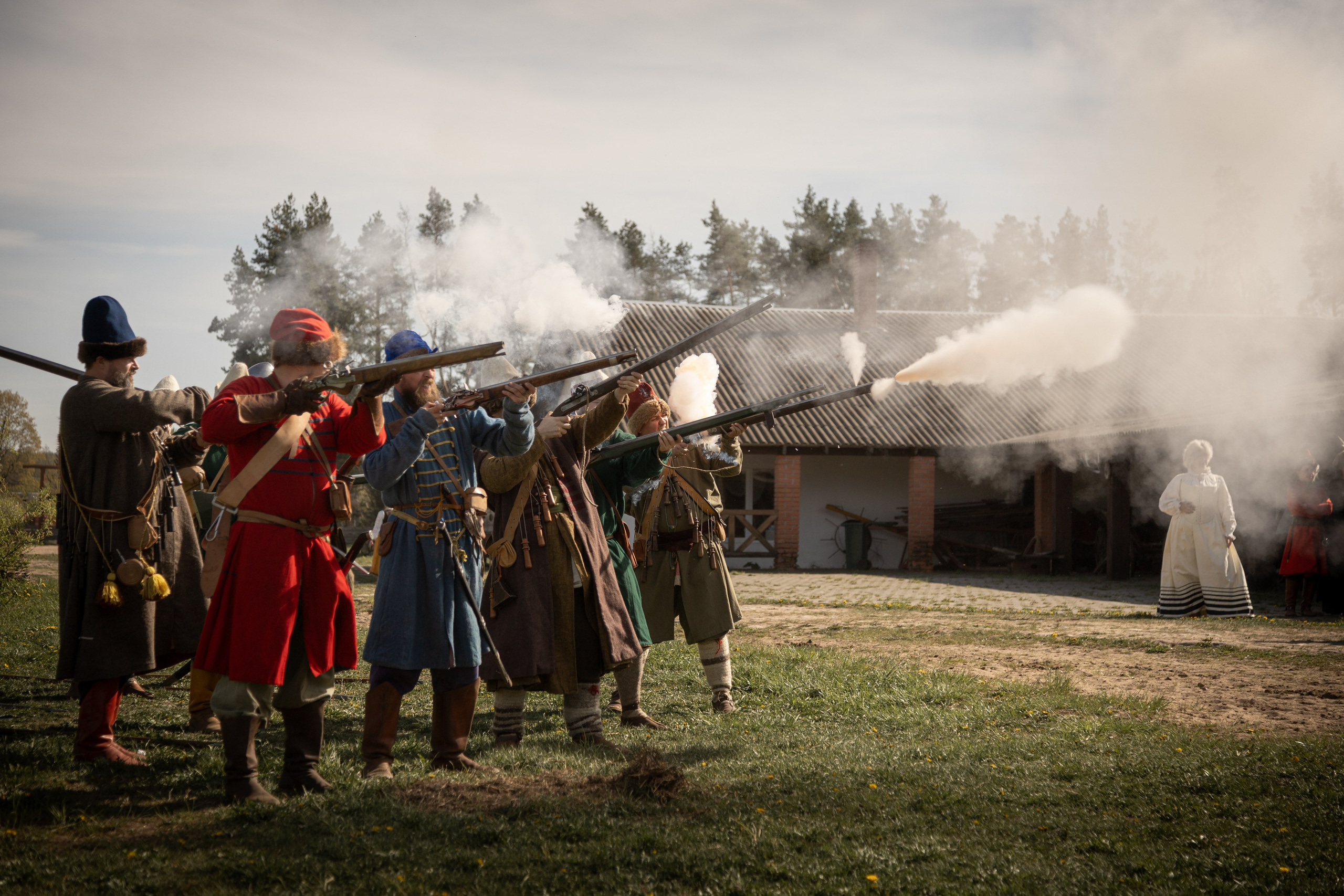 Золотая шпора. Огнем и мечем. День второй. Вылазка в лес. Штурм фортеции. Княжеский пир. Профессиональный интерьерный и репортажный фотограф Минск и РБ. Максим Орлов