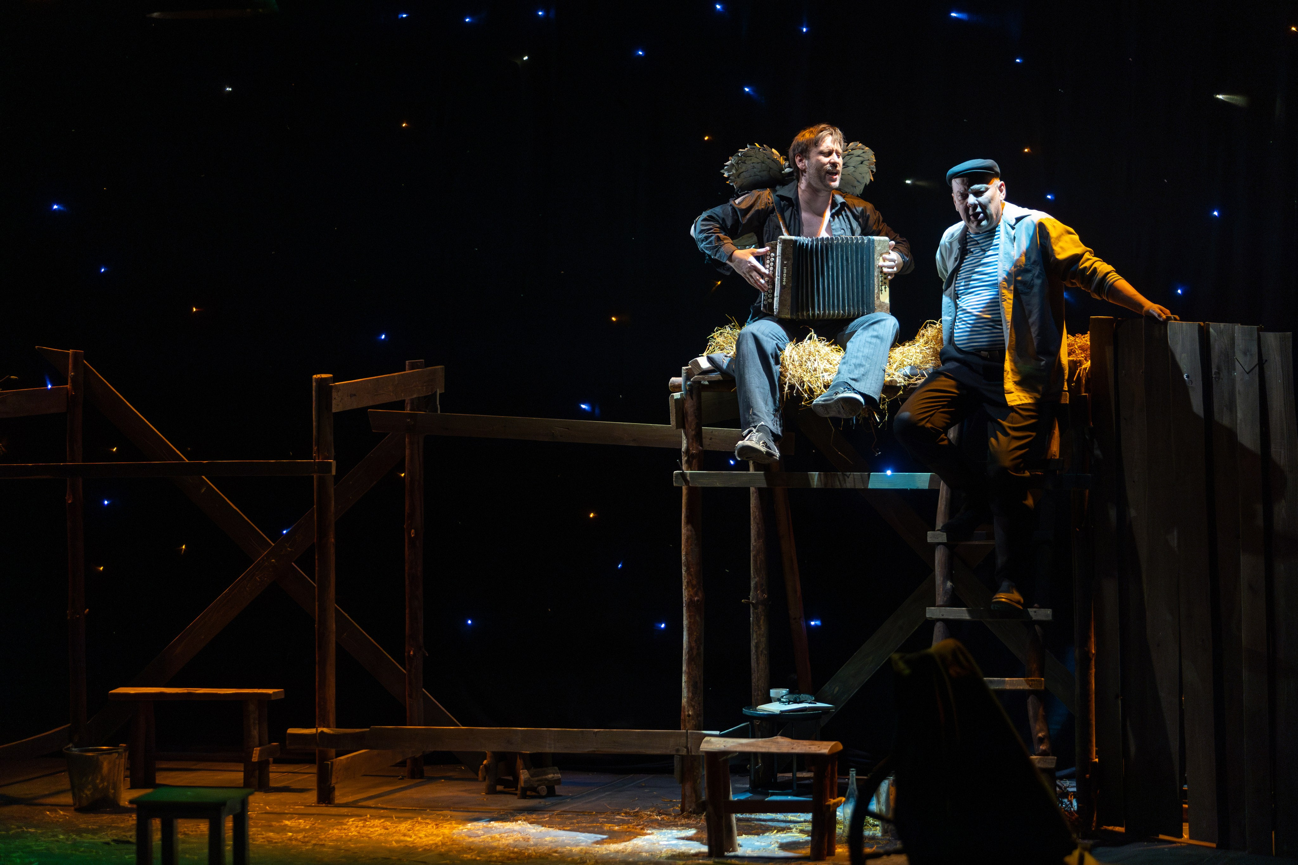 Театр белорусской армии «Очень простая история». Профессиональный интерьерный и репортажный фотограф Минск и РБ. Максим Орлов