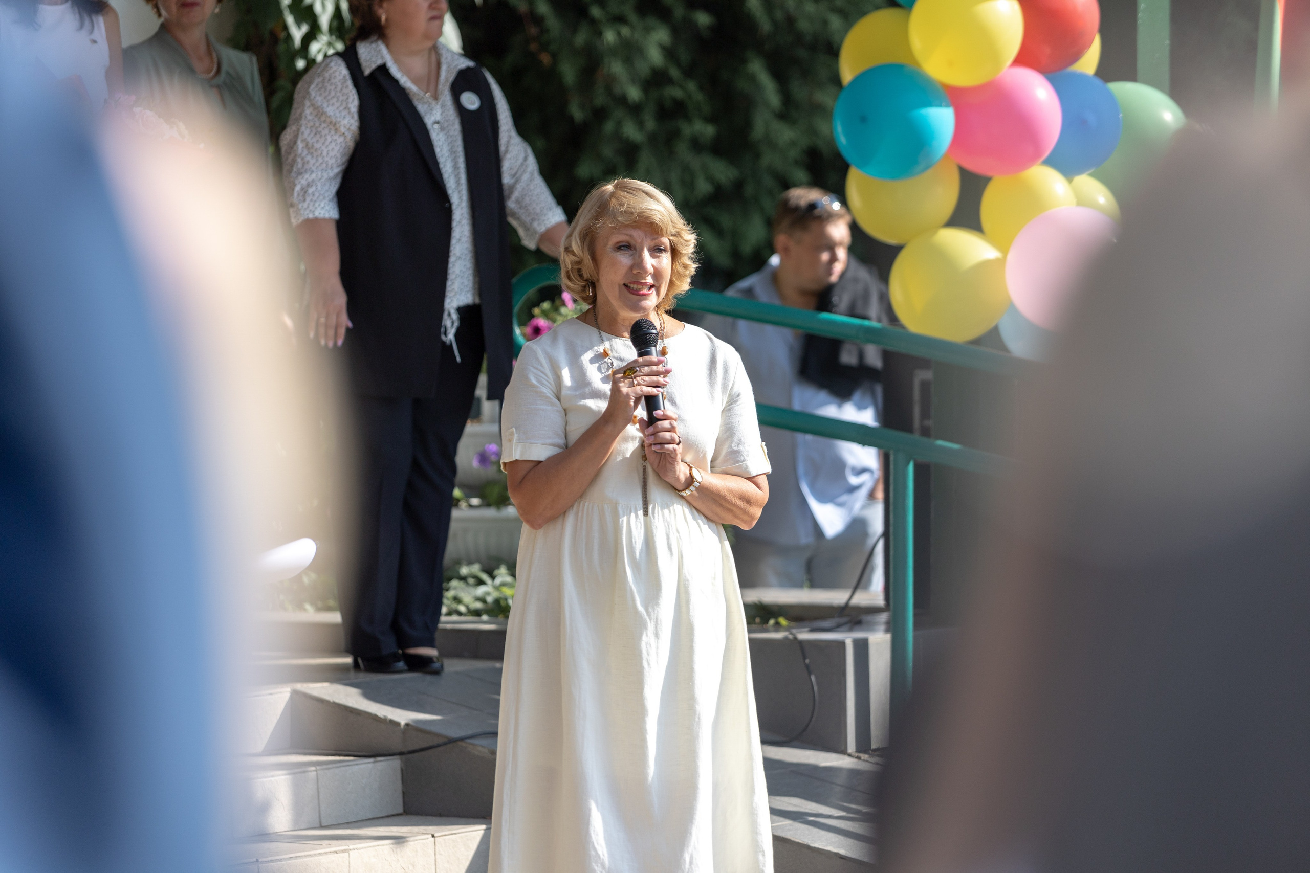 Линейка 1 сентября 2023 г. Профессиональный интерьерный и репортажный фотограф Минск и РБ. Максим Орлов