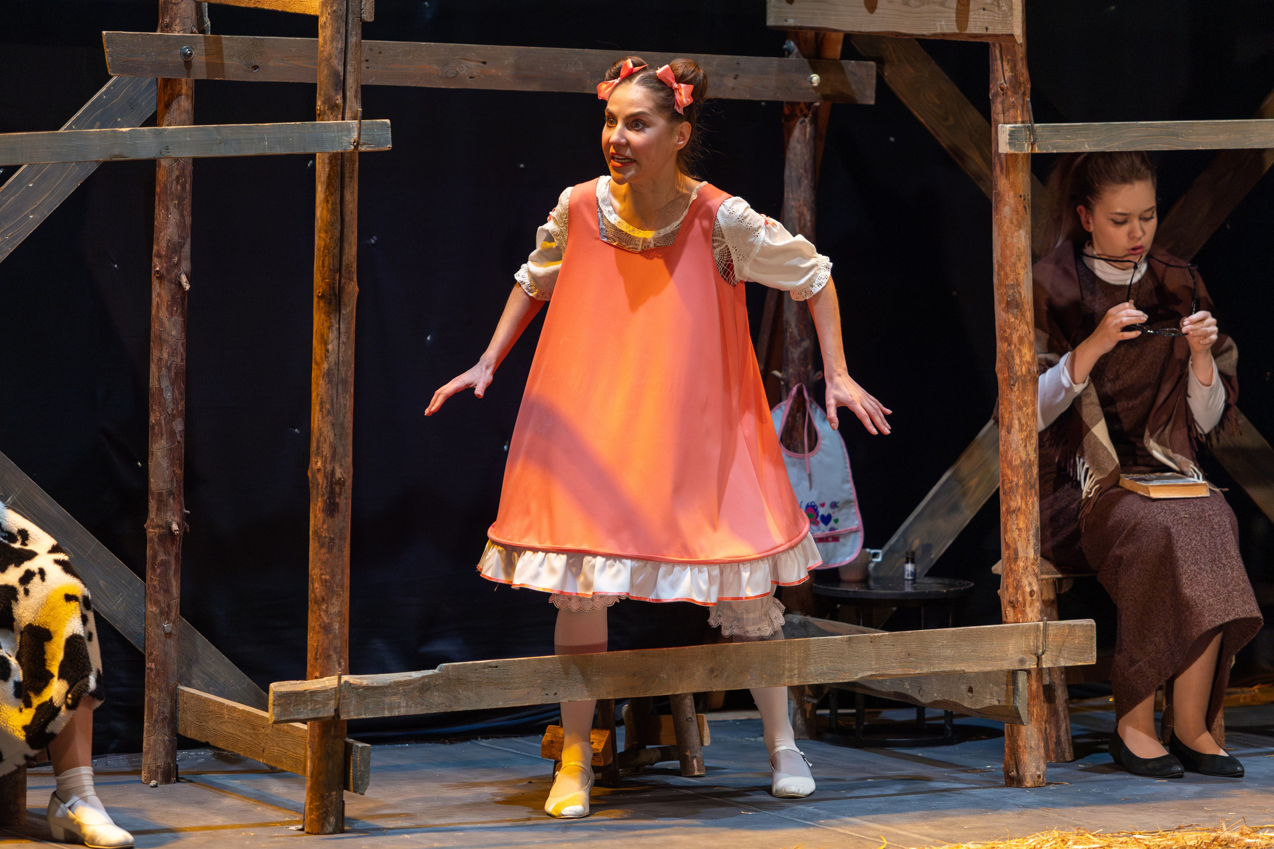 Театр белорусской армии «Очень простая история». Профессиональный интерьерный и репортажный фотограф Минск и РБ. Максим Орлов