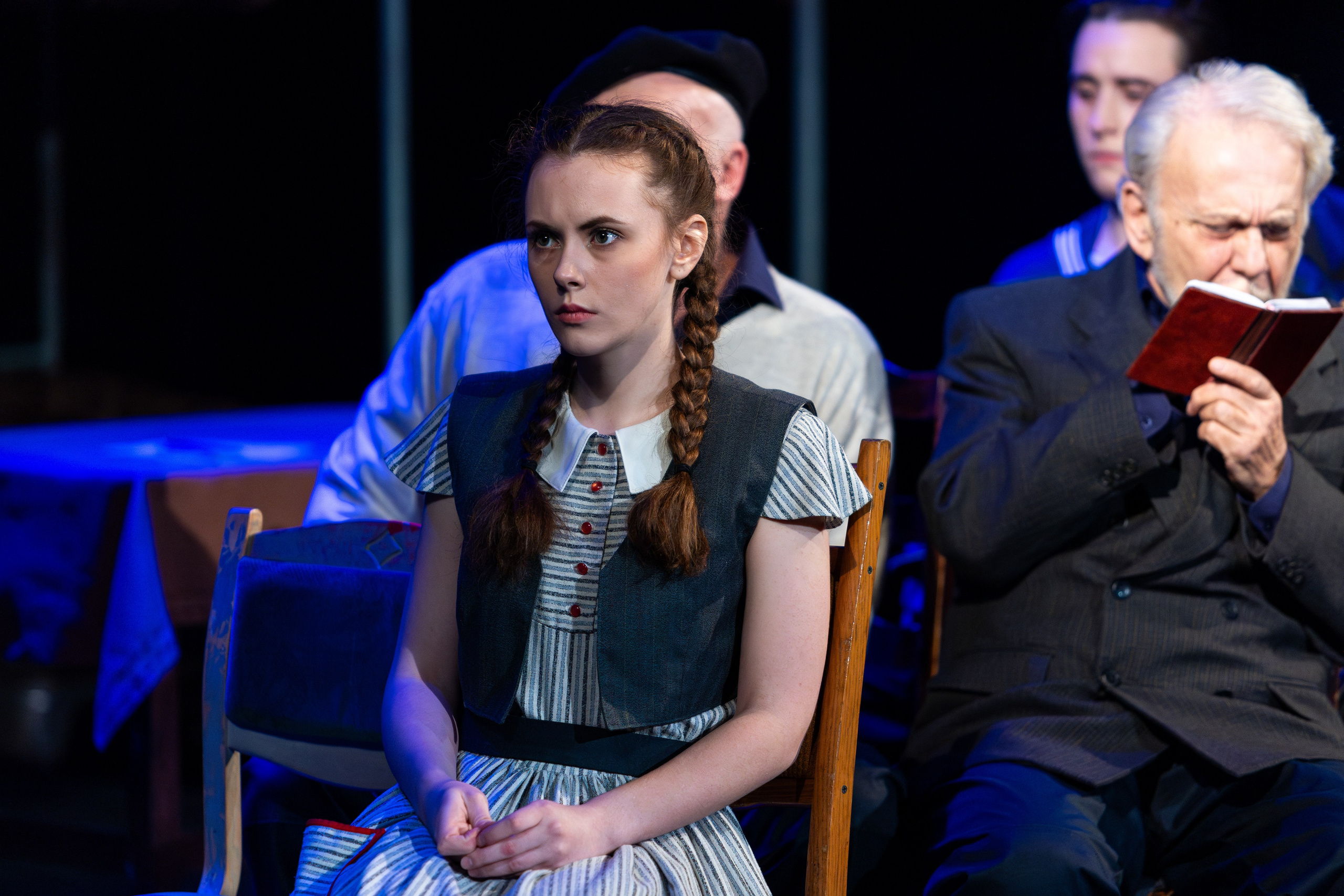 Новый театр «Фабричная девчонка». Профессиональный интерьерный и репортажный фотограф Минск и РБ. Максим Орлов