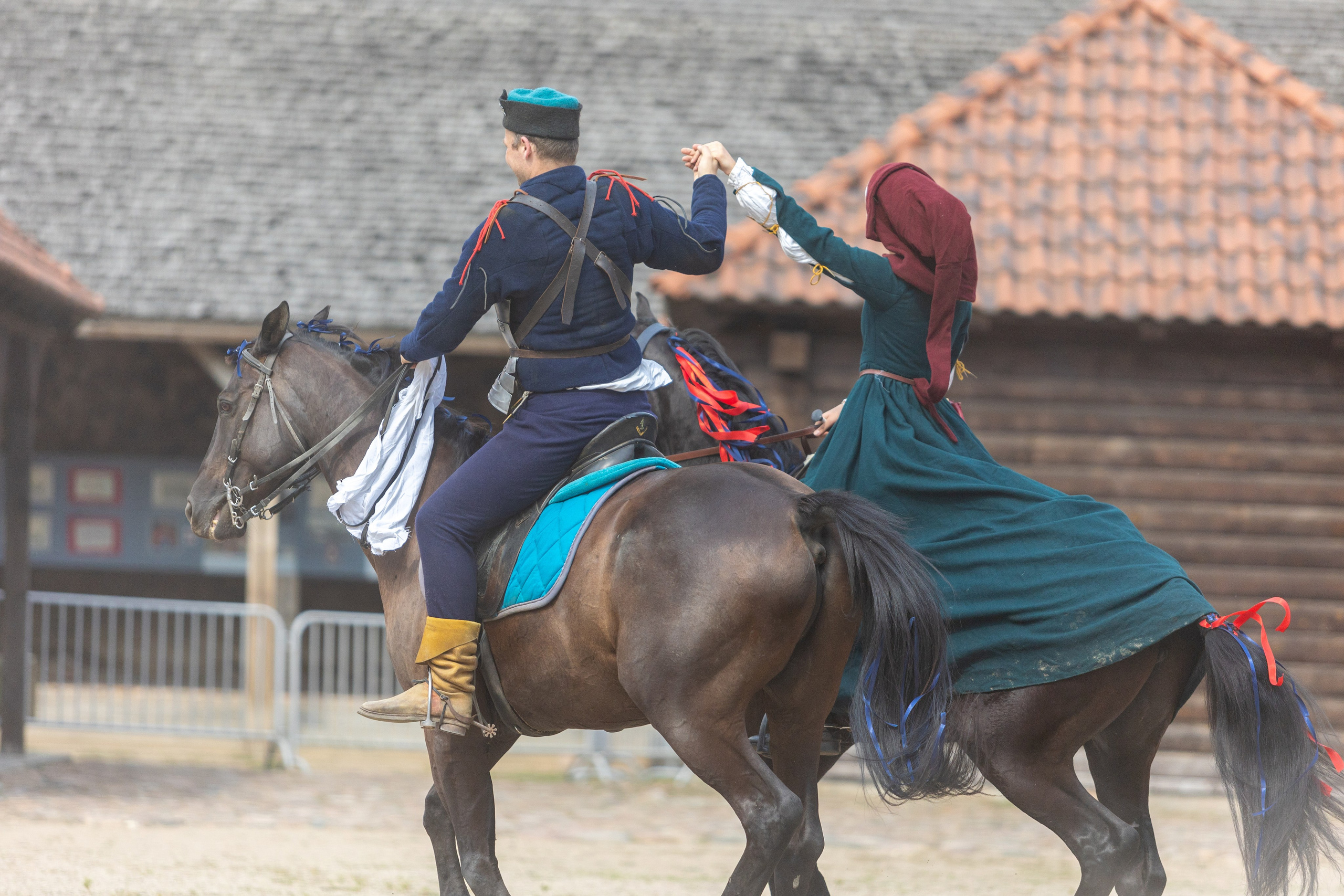 Выступление «Золотой шпоры» на празднике города Лиды. Профессиональный интерьерный и репортажный фотограф Минск и РБ. Максим Орлов