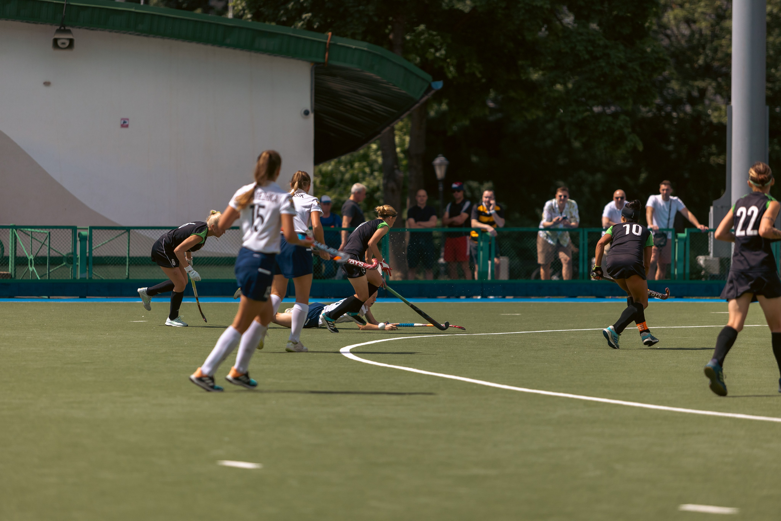 Хоккей на траве. Девушки. Минск — Текстильщик 29.052024. Профессиональный интерьерный и репортажный фотограф Минск и РБ. Максим Орлов