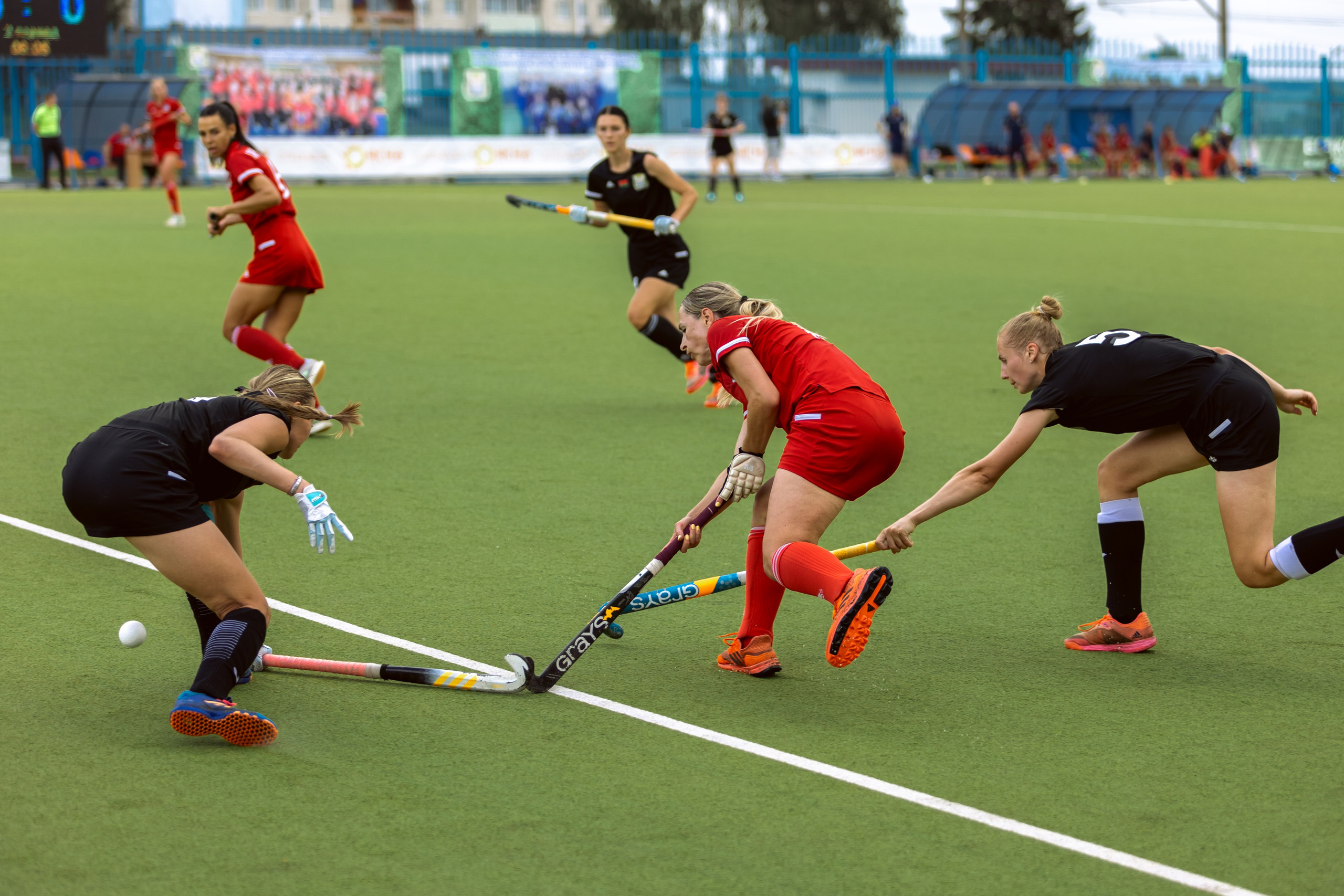 Хоккей на траве. Девушки. Минск — Виктория. 16.06.2024. Профессиональный интерьерный и репортажный фотограф Минск и РБ. Максим Орлов