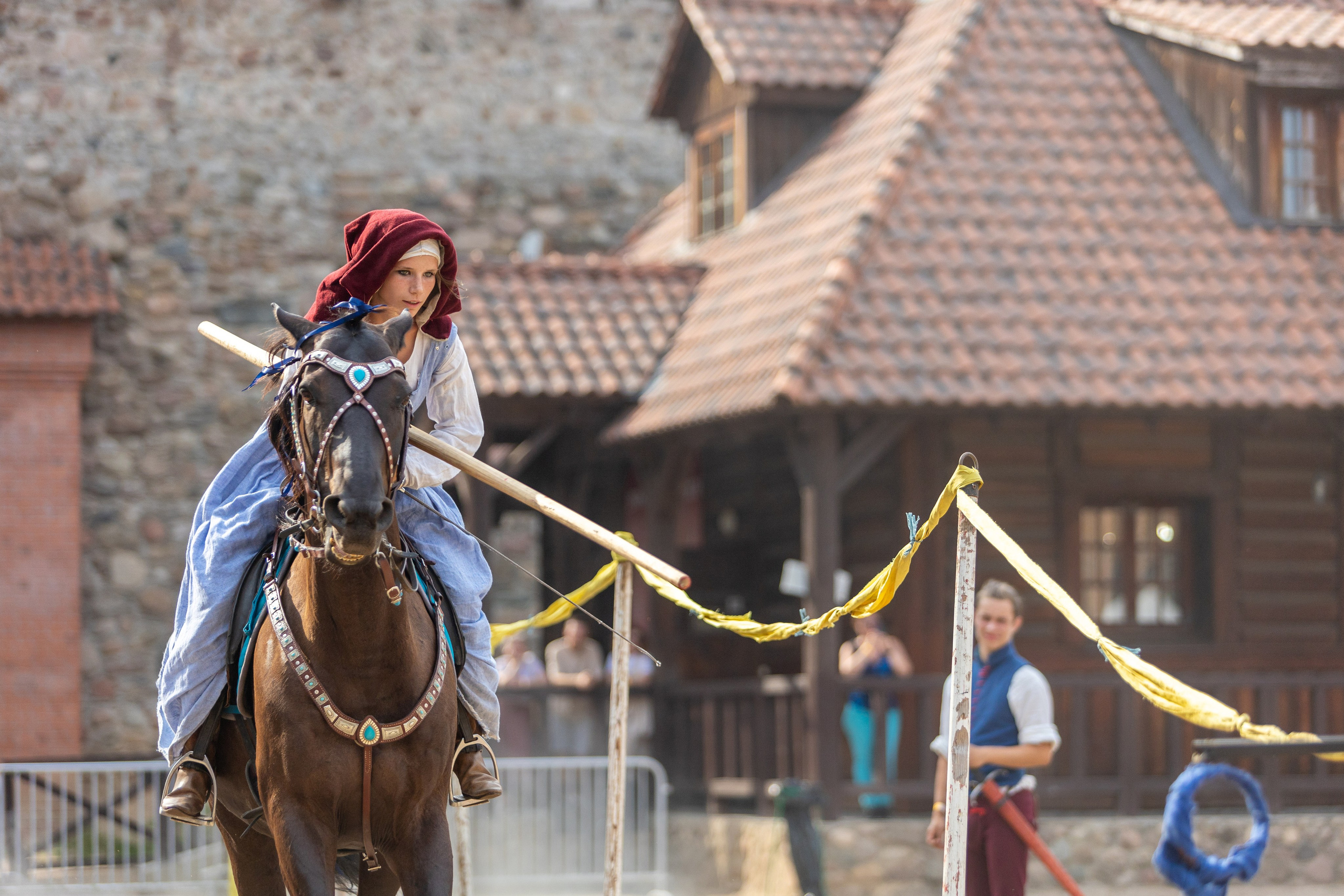 Выступление «Золотой шпоры» на празднике города Лиды. Профессиональный интерьерный и репортажный фотограф Минск и РБ. Максим Орлов
