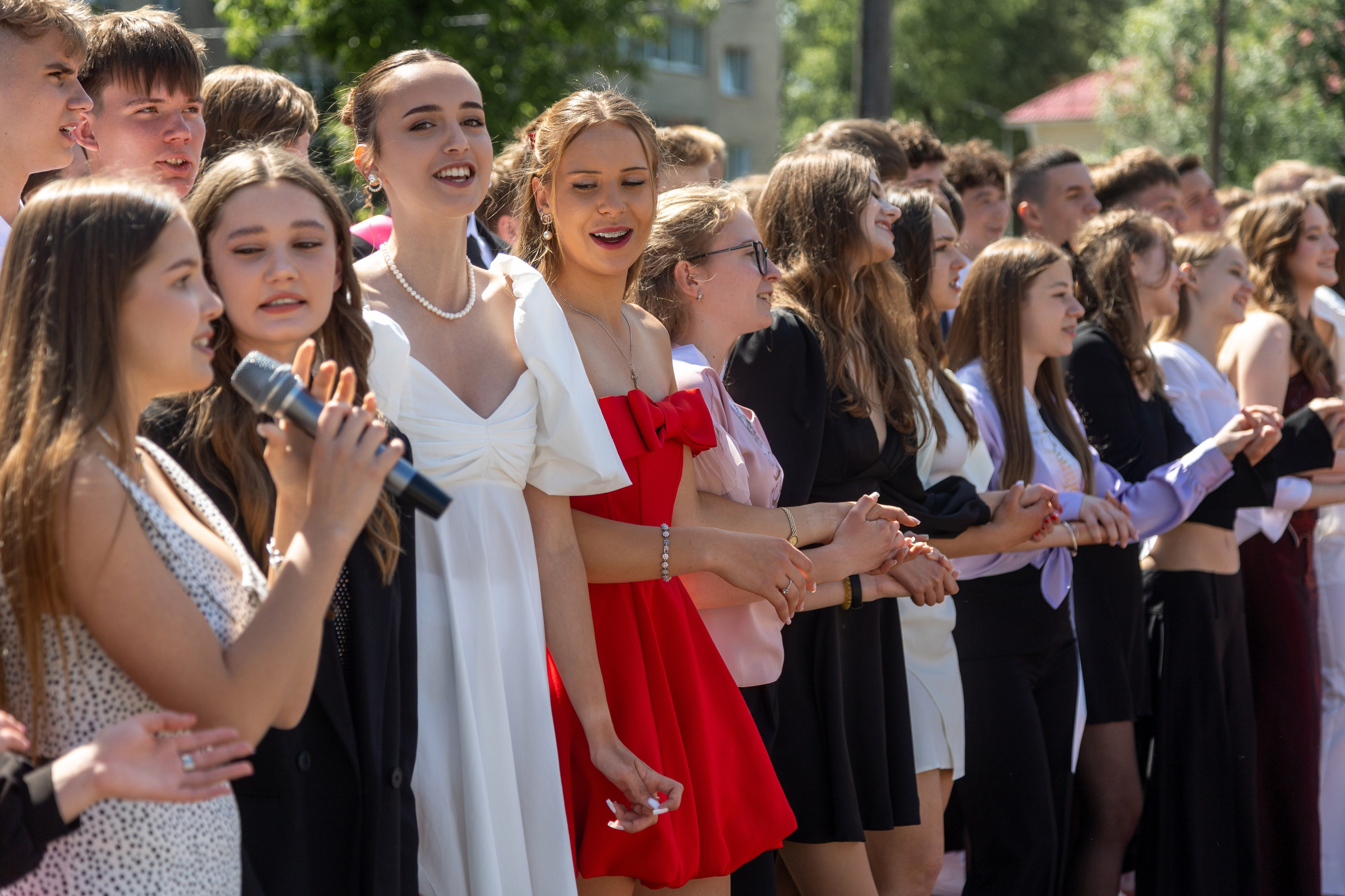 Школа 47. Последний звонок. Профессиональный интерьерный и репортажный фотограф Минск и РБ. Максим Орлов