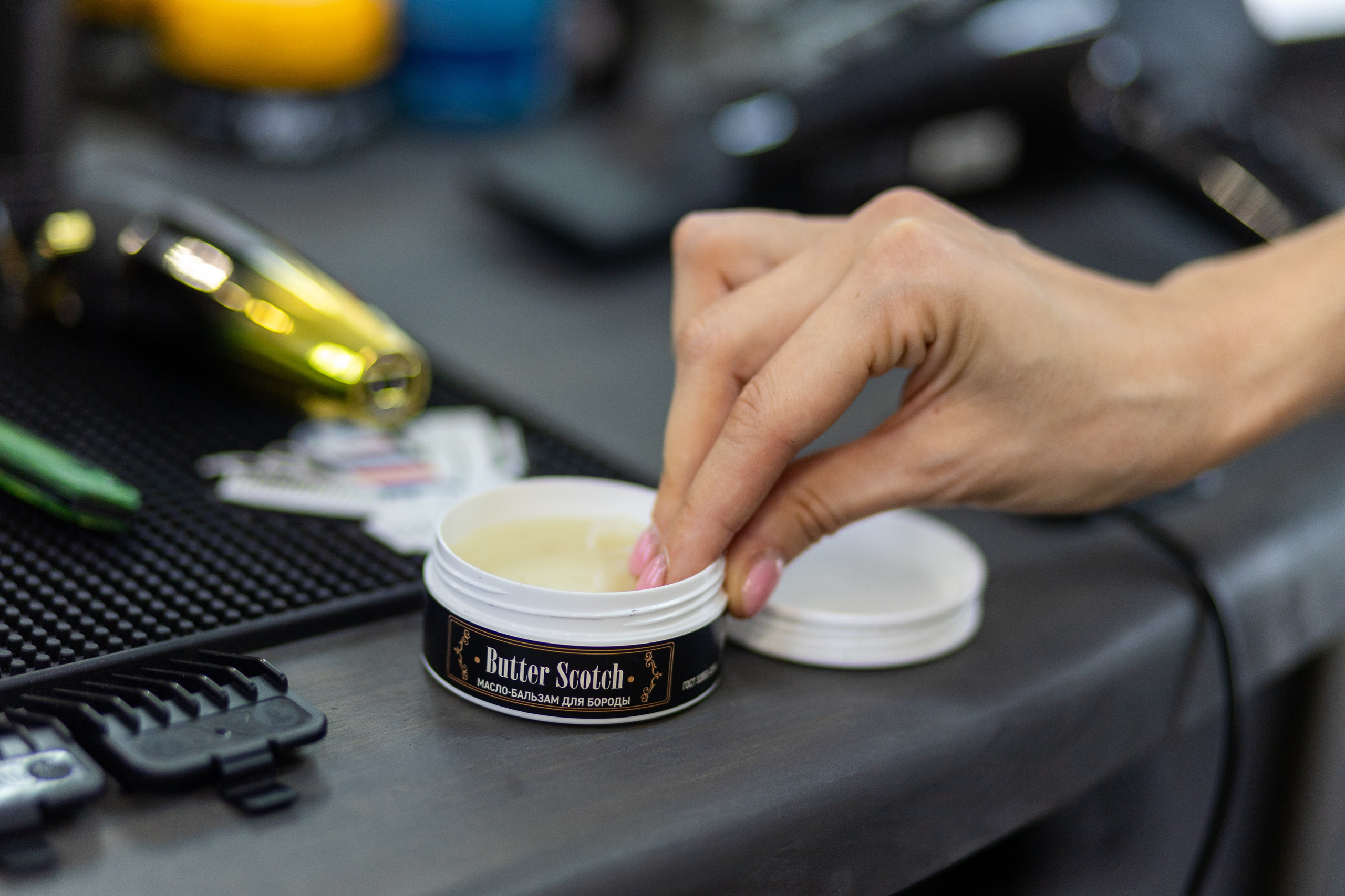 Реклама салона красоты «Манго». Профессиональный интерьерный и репортажный фотограф Минск и РБ. Максим Орлов