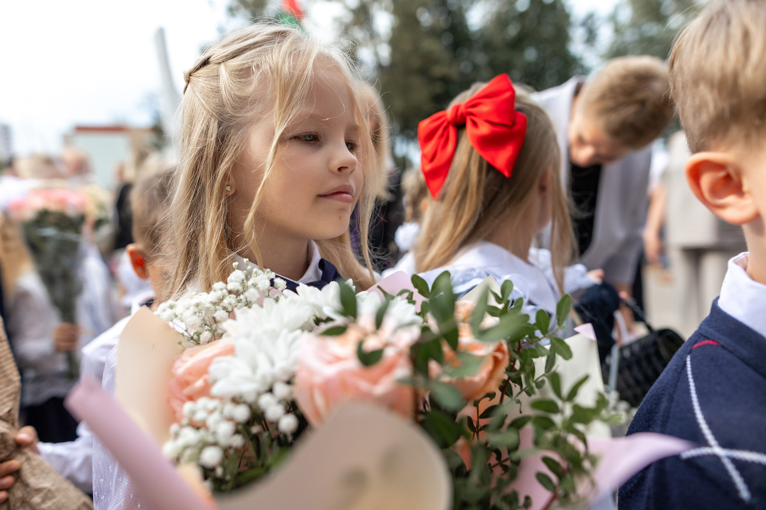 Линейка 1-го сентября. Профессиональный интерьерный и репортажный фотограф Минск и РБ. Максим Орлов