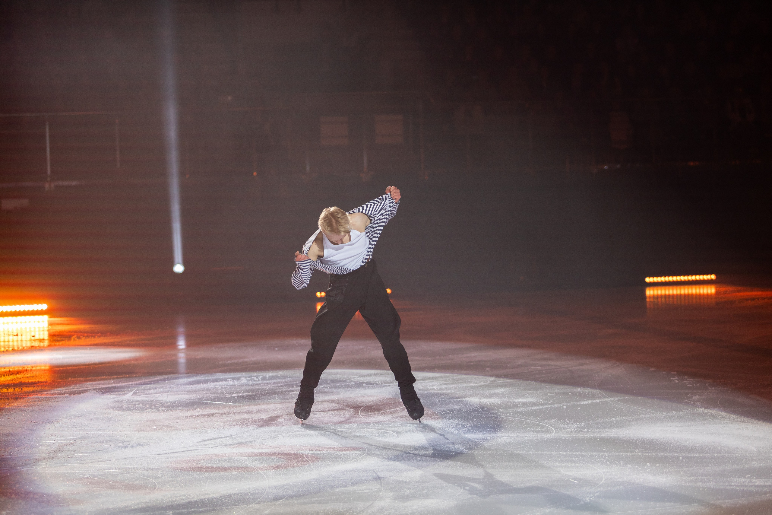 Ледовое шоу Ильи Авербуха 30.03.2024. Профессиональный интерьерный и репортажный фотограф Минск и РБ. Максим Орлов